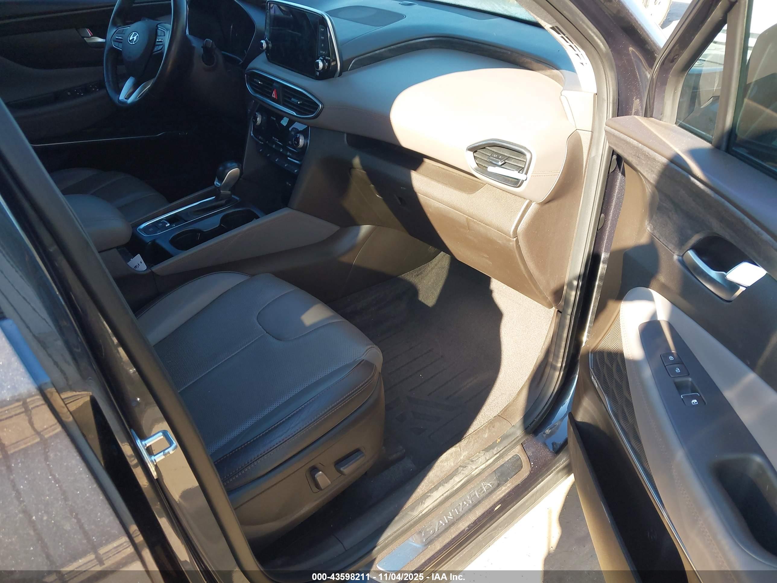 HYUNDAI SANTA image 5