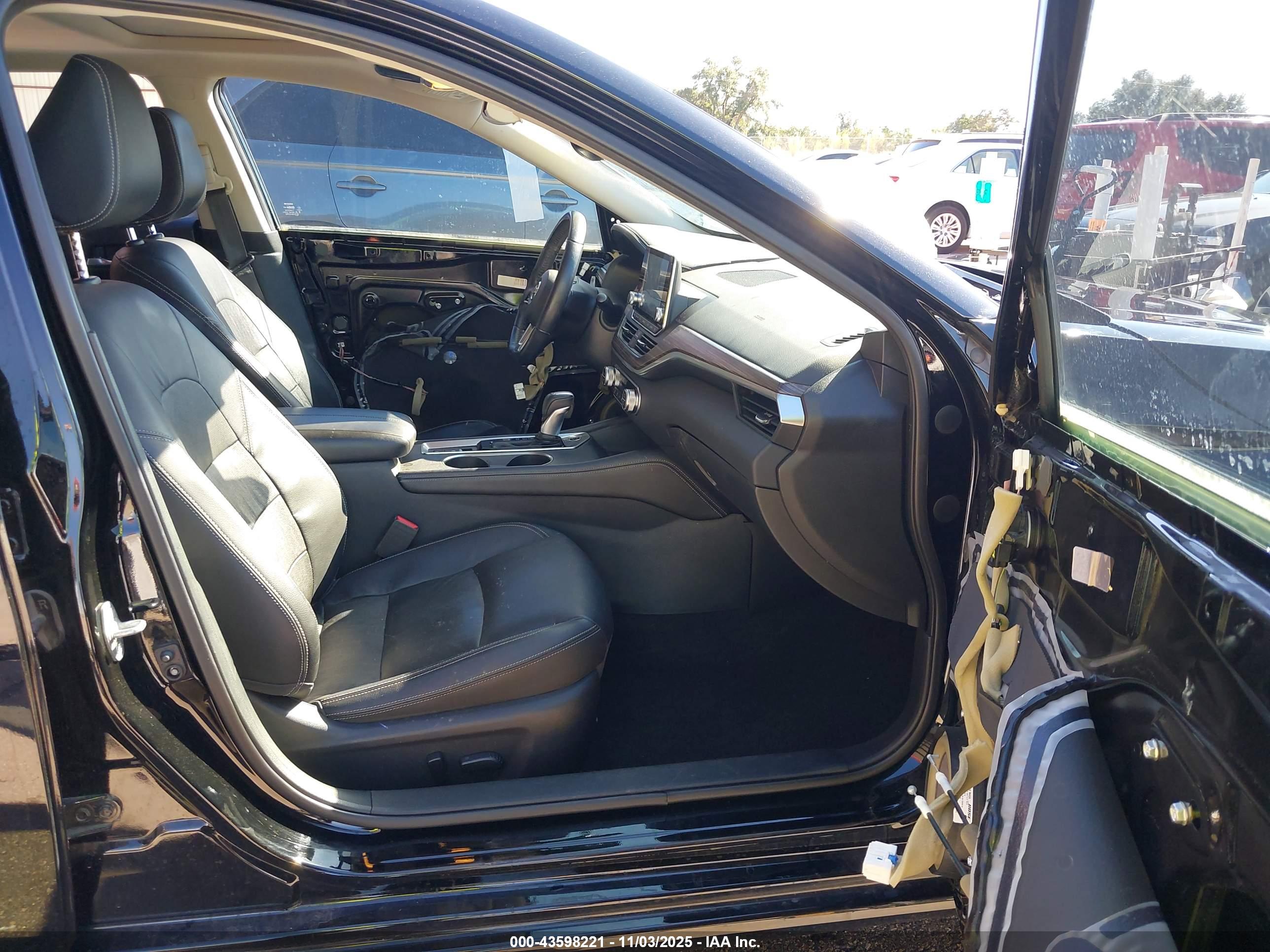 NISSAN ALTIMA image 5