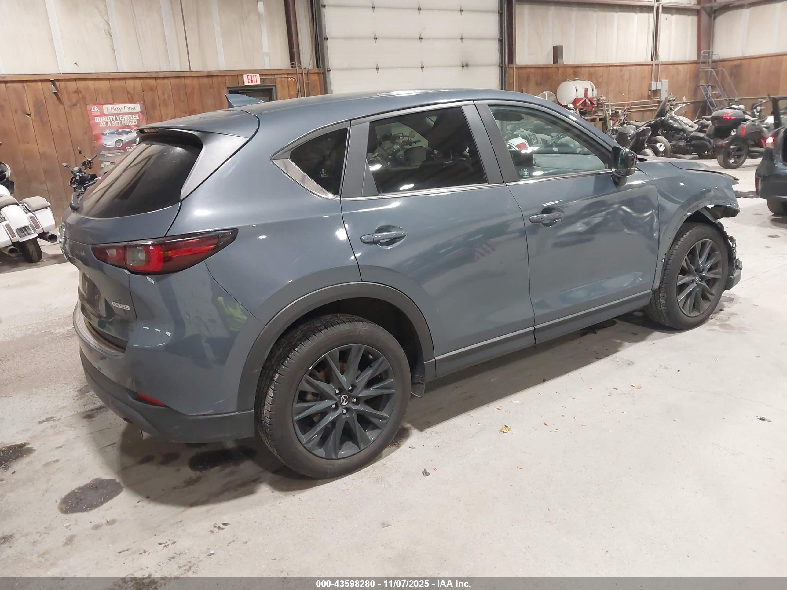 MAZDA CX-5 image 4