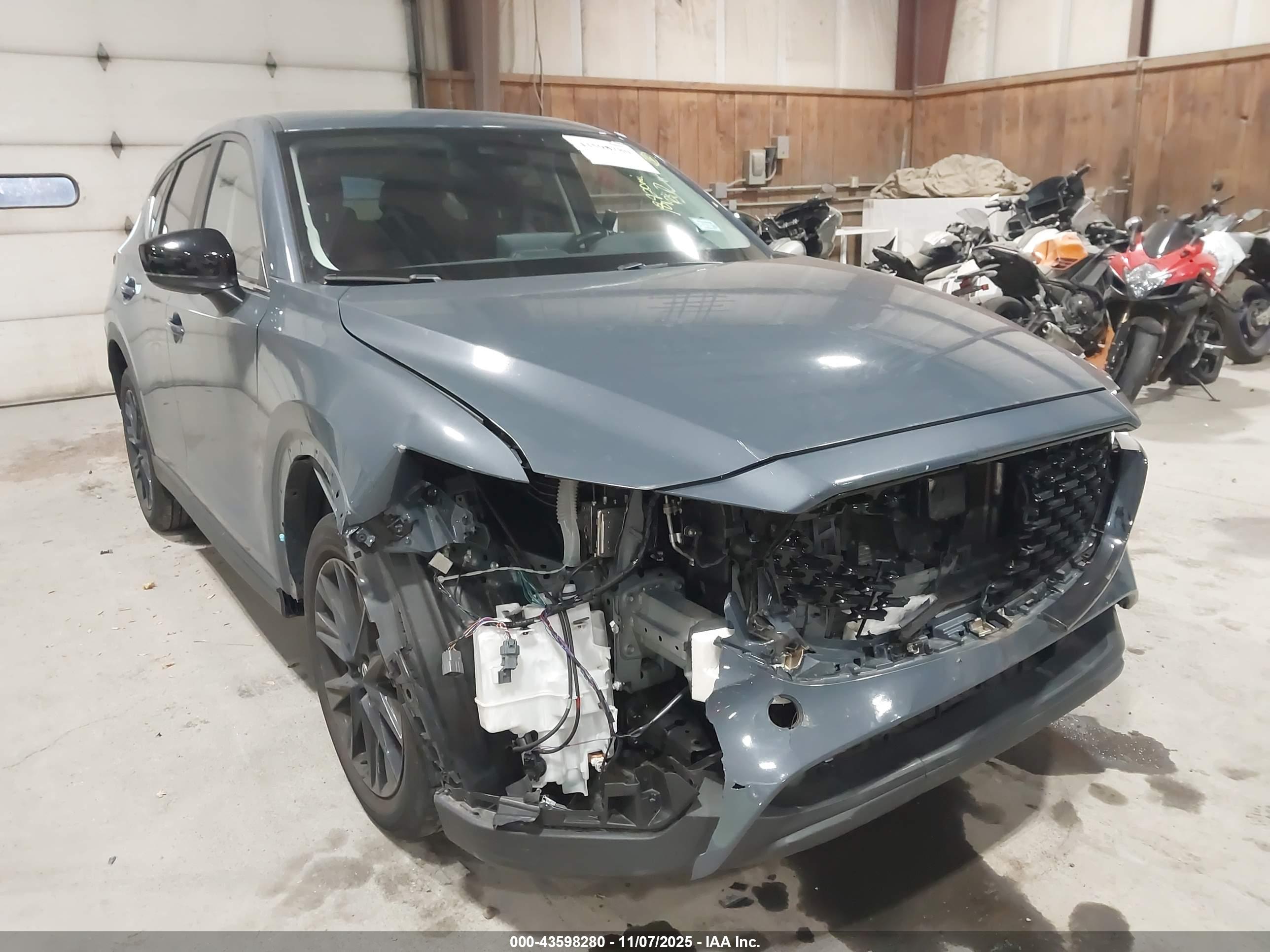 MAZDA CX-5 image 6