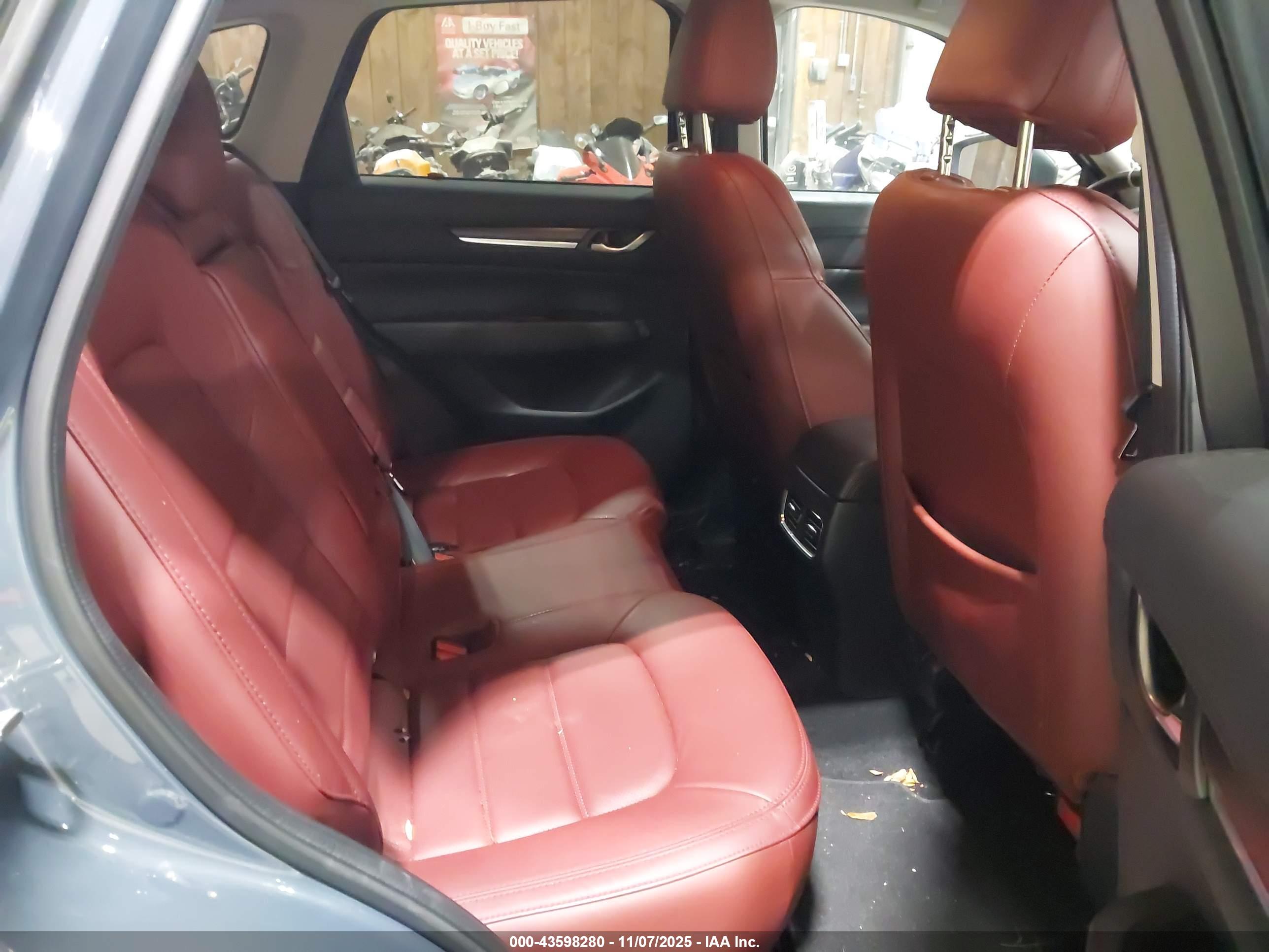 MAZDA CX-5 image 8