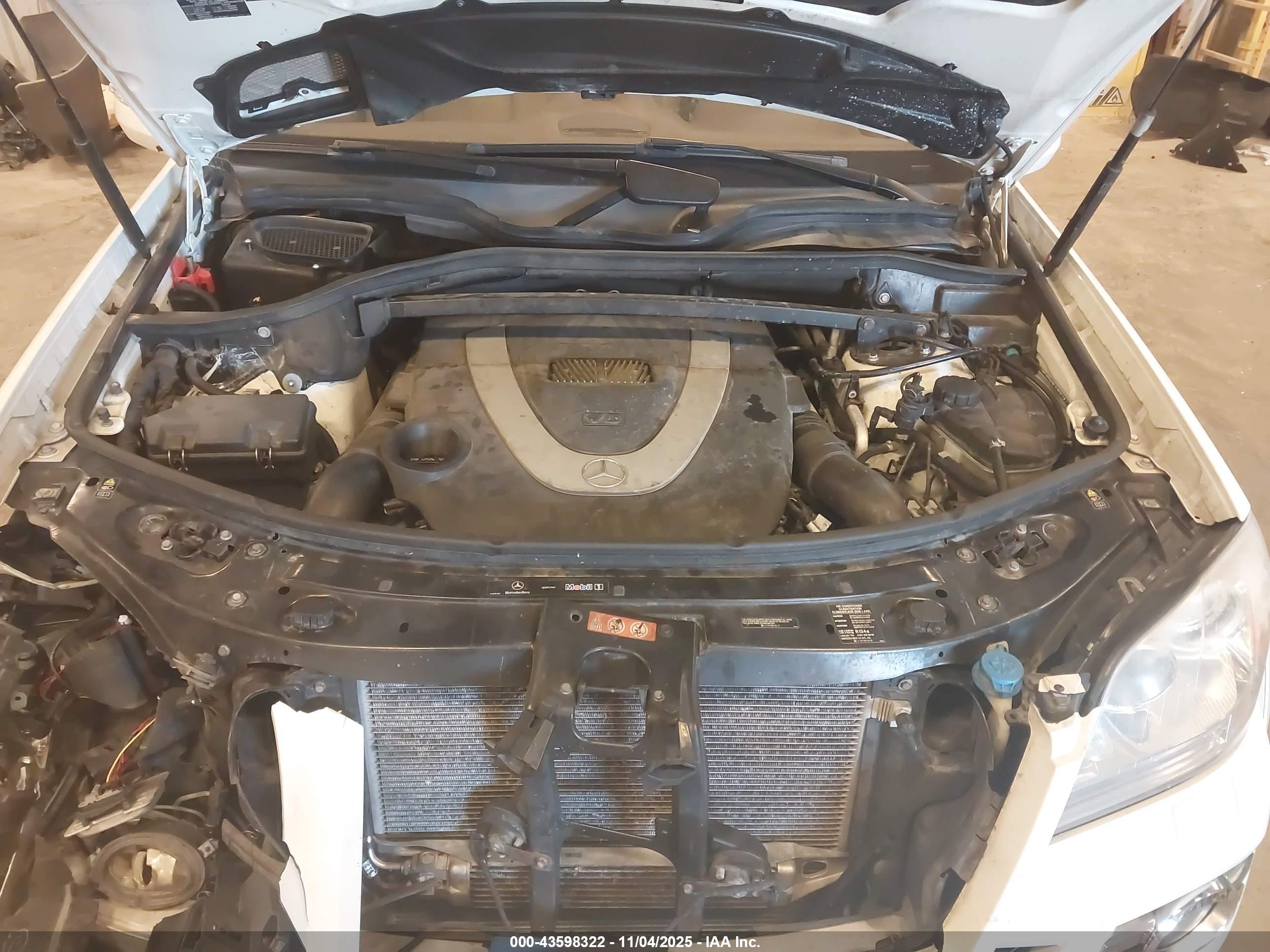 MERCEDES-BENZ GL image 10
