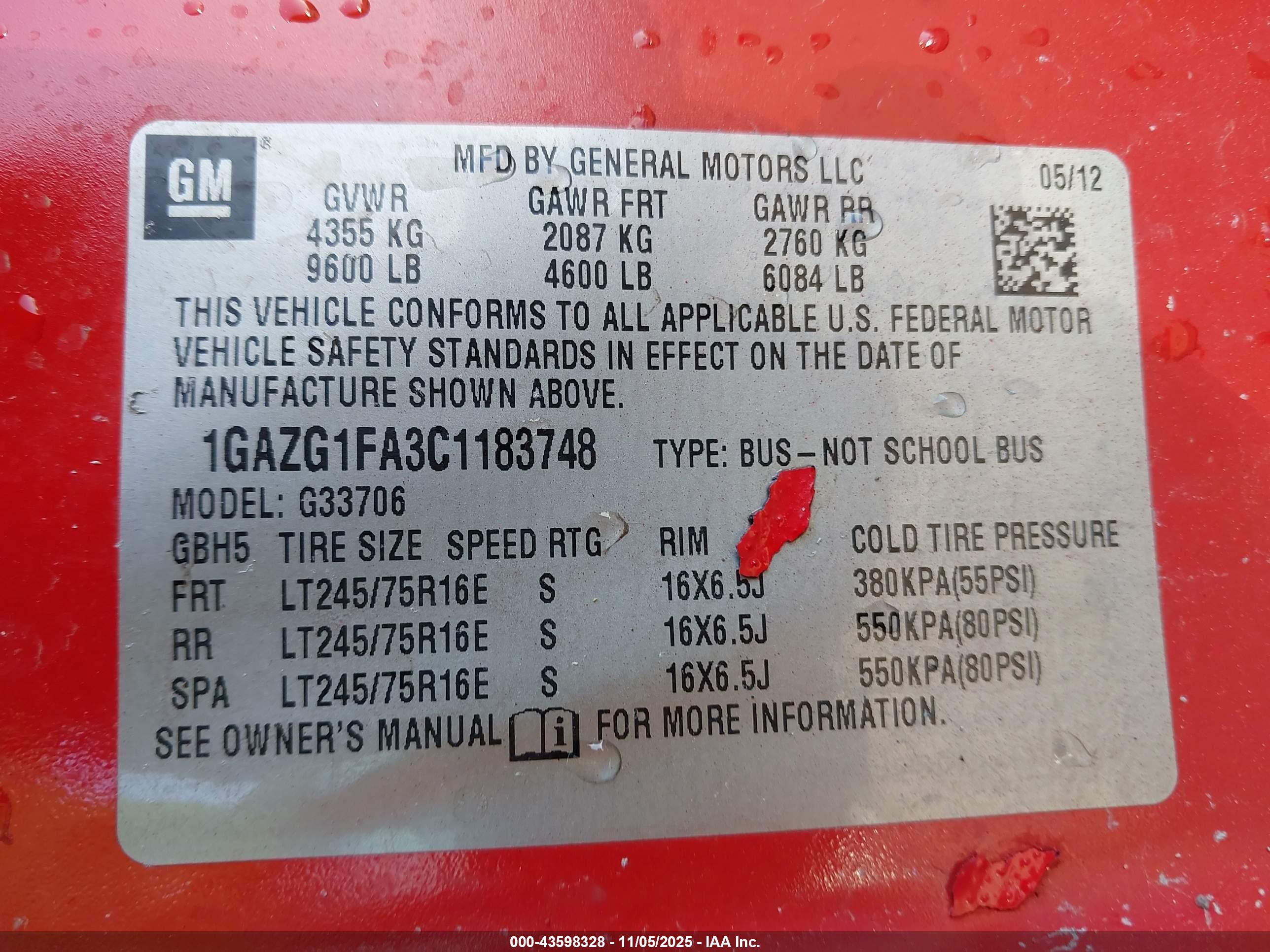 CHEVROLET EXPRESS image 9