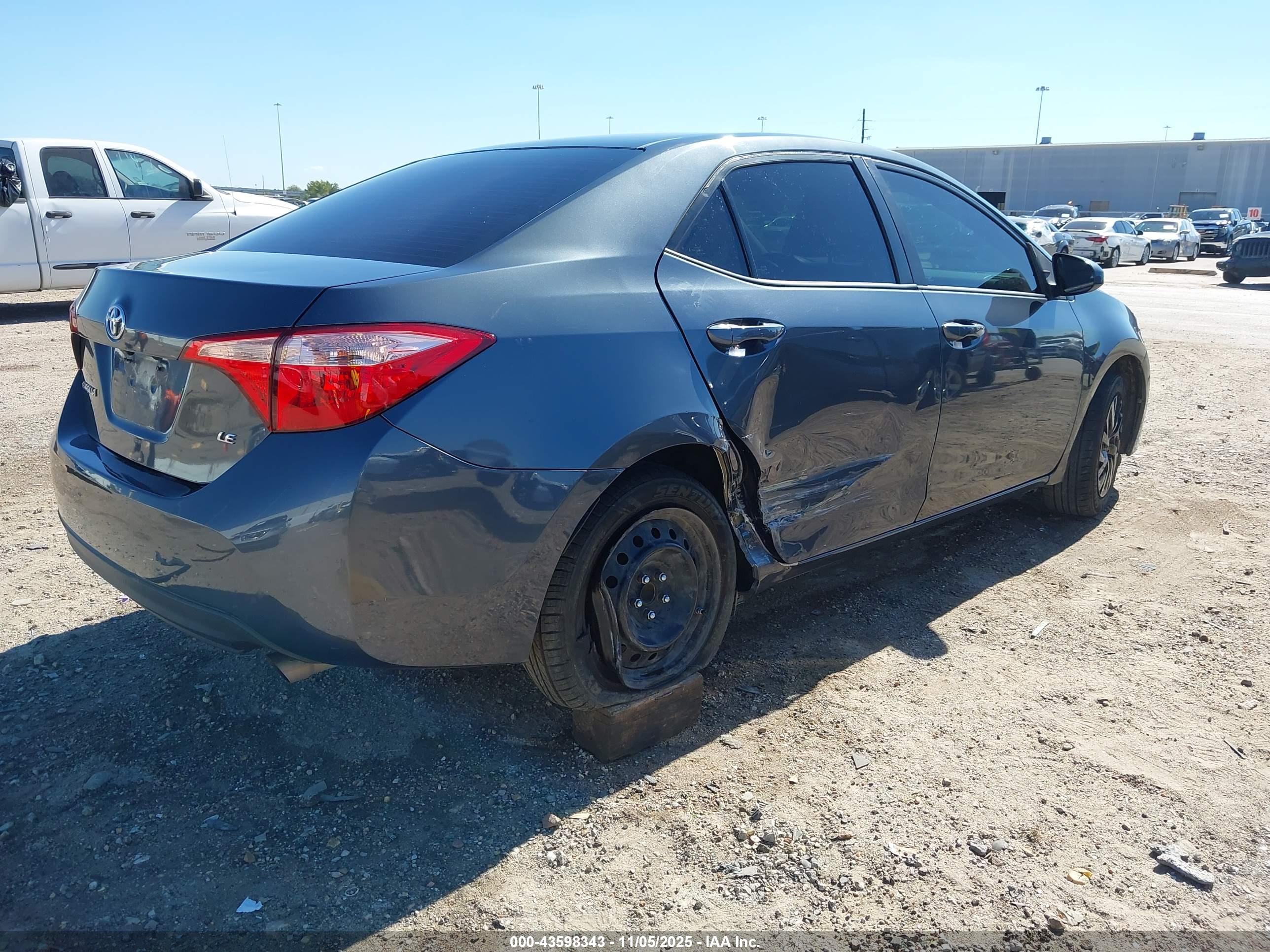 TOYOTA COROLLA image 4
