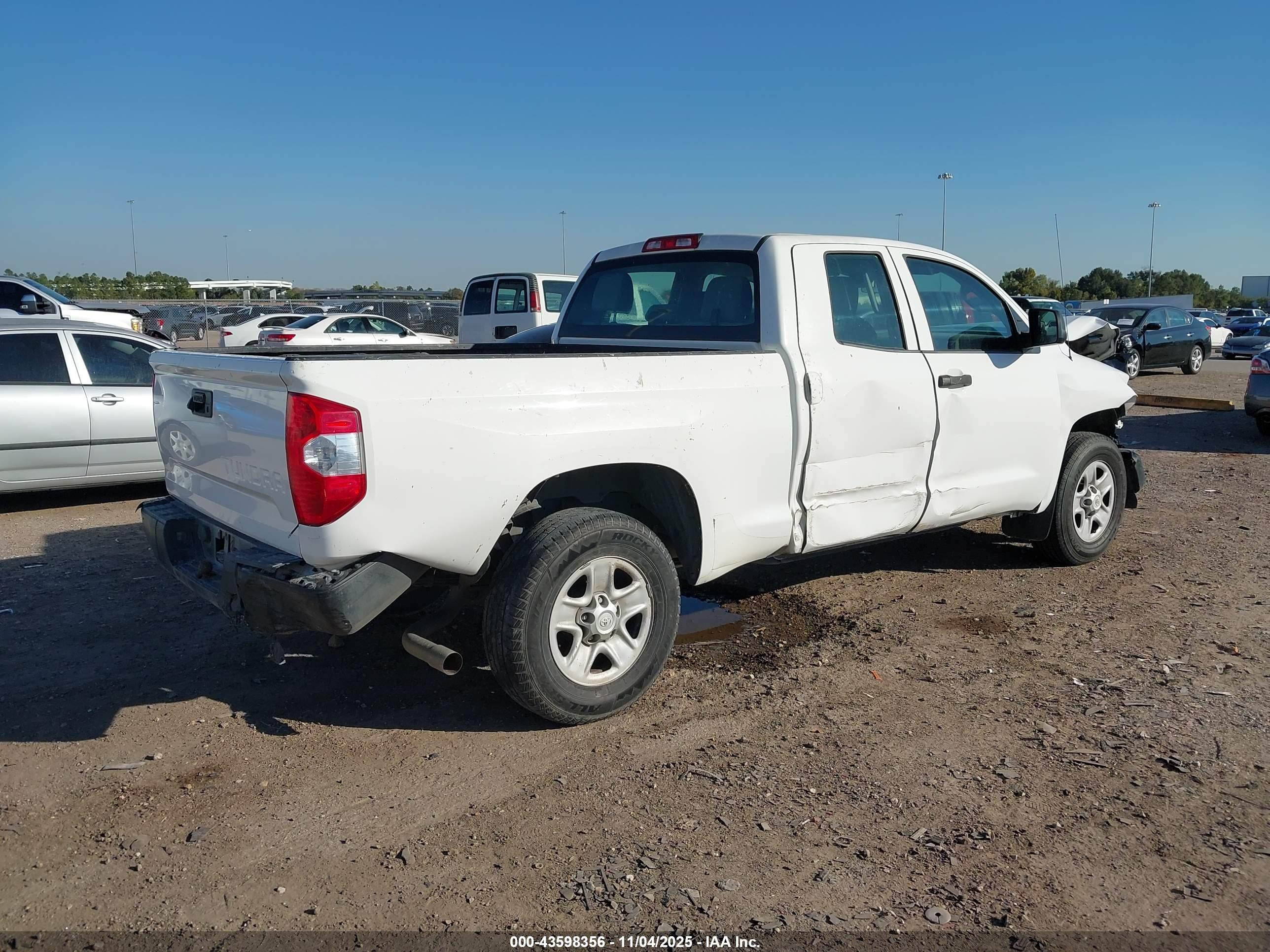 TOYOTA TUNDRA image 4