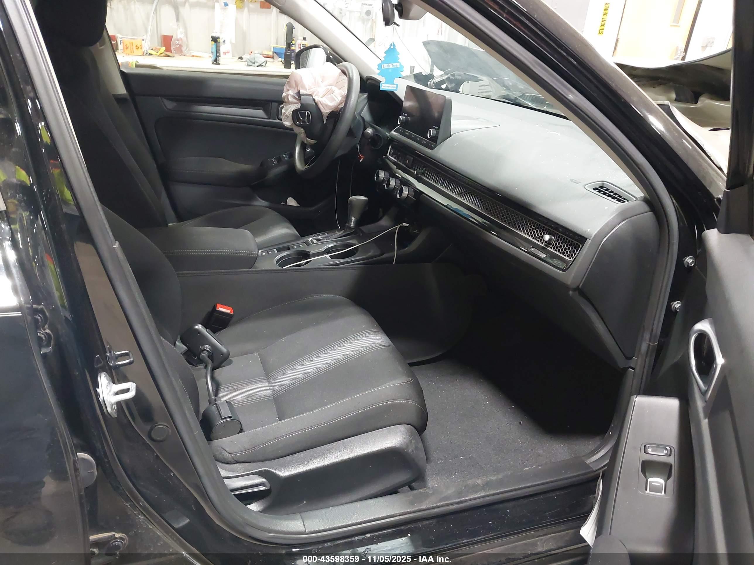 HONDA CIVIC image 5