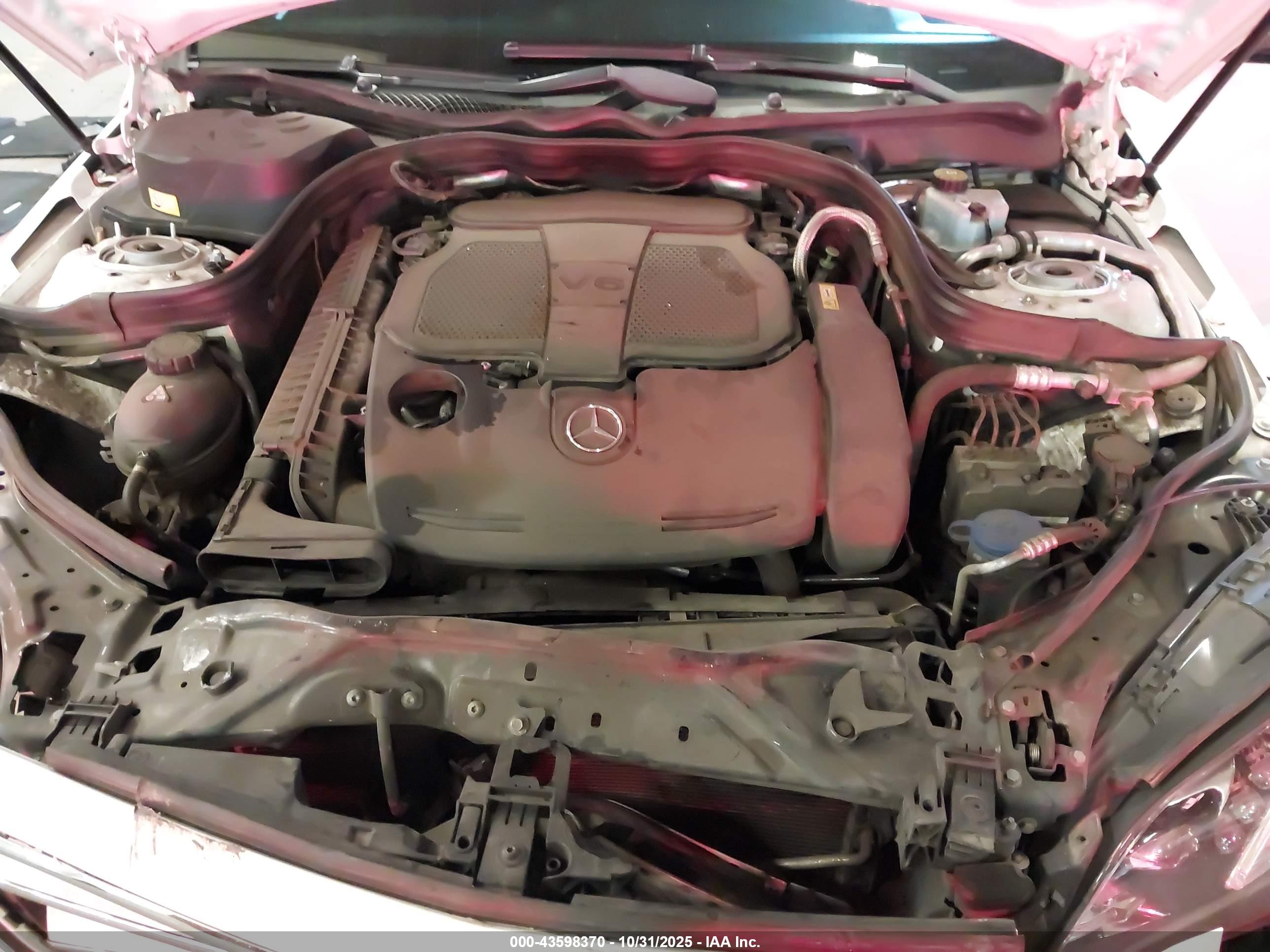 MERCEDES-BENZ E image 10
