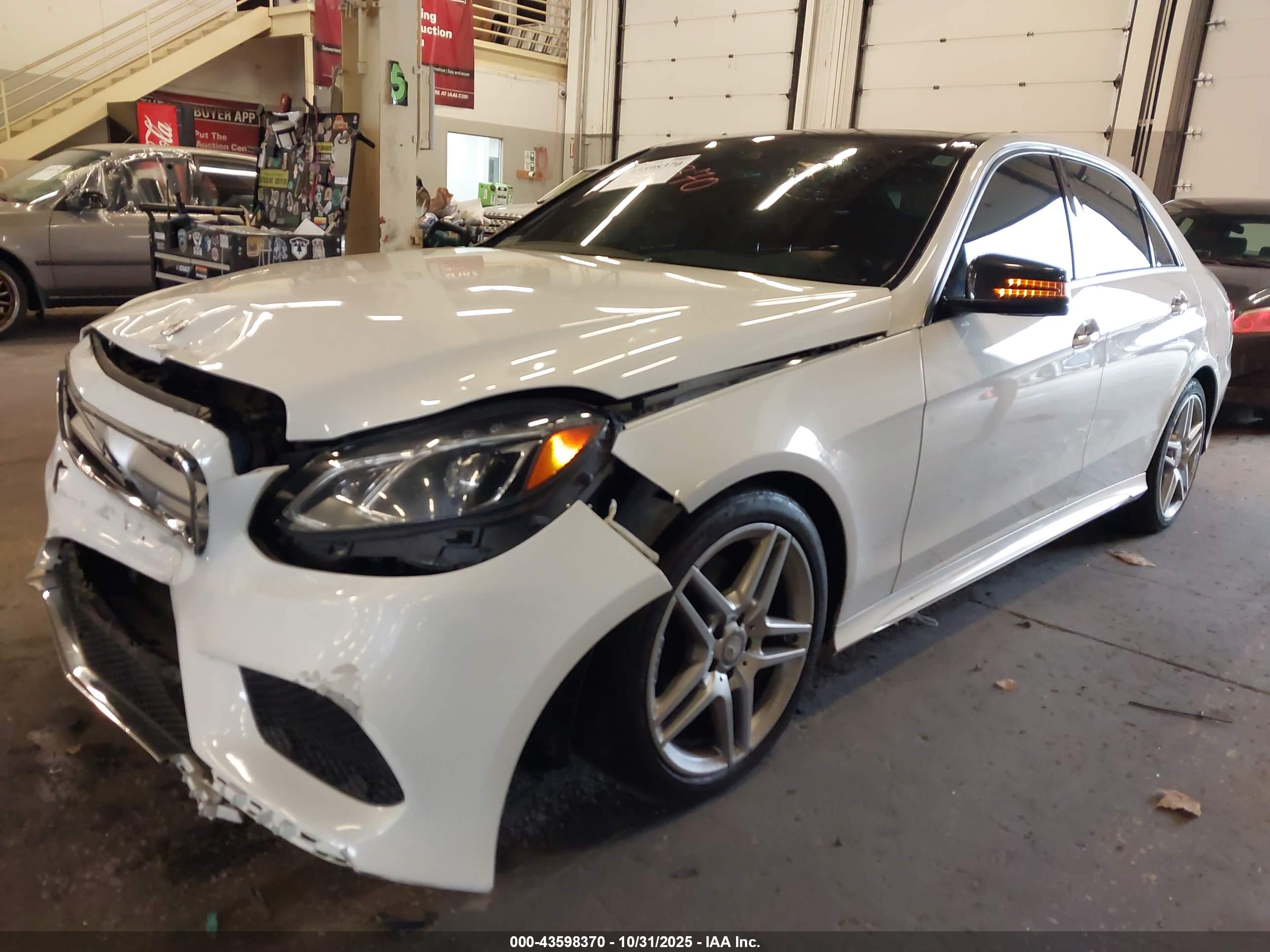 MERCEDES-BENZ E image 2