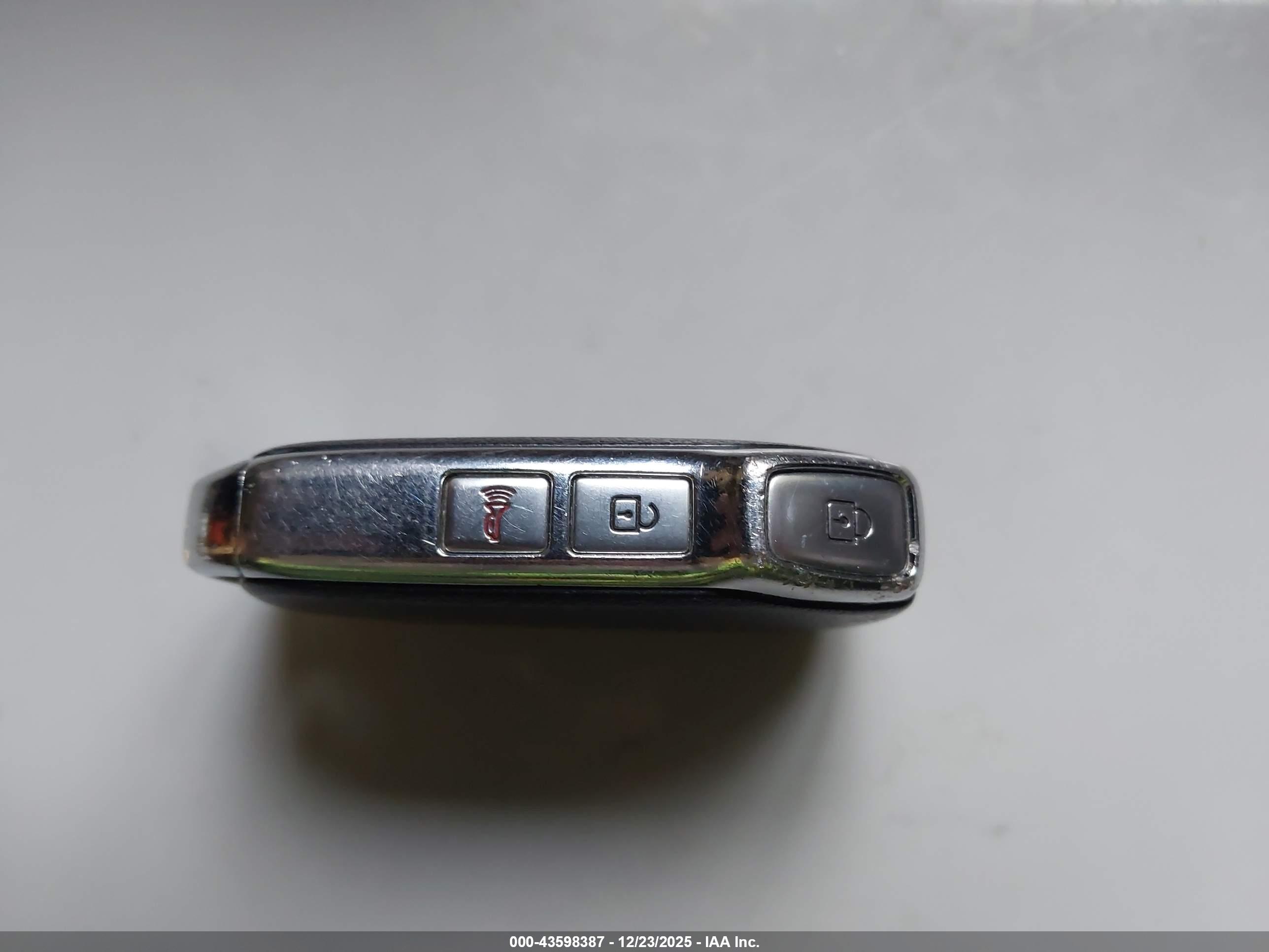 KIA SORENTO image 11