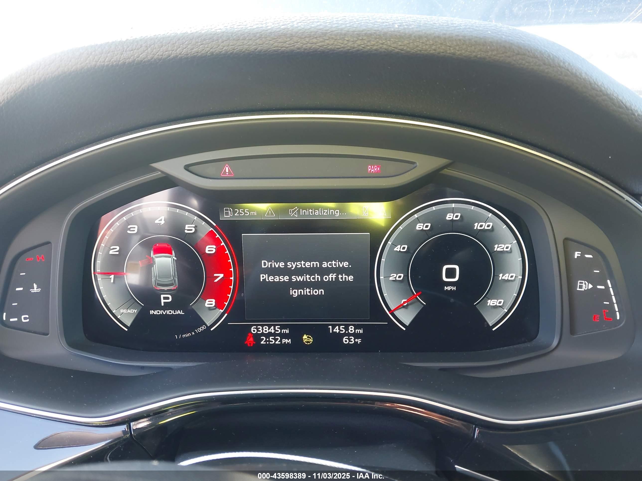 AUDI Q8 image 7