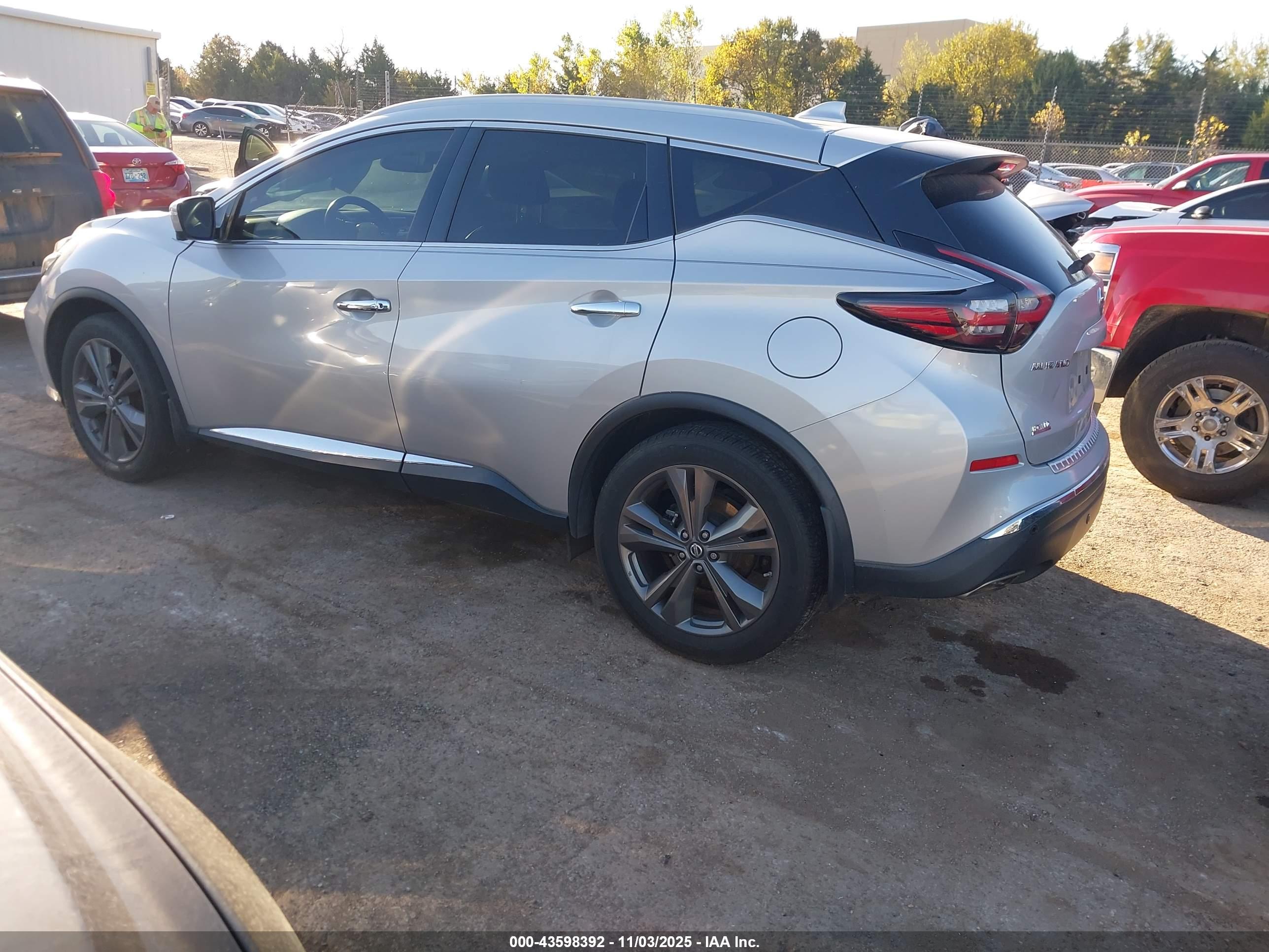 NISSAN MURANO image 3