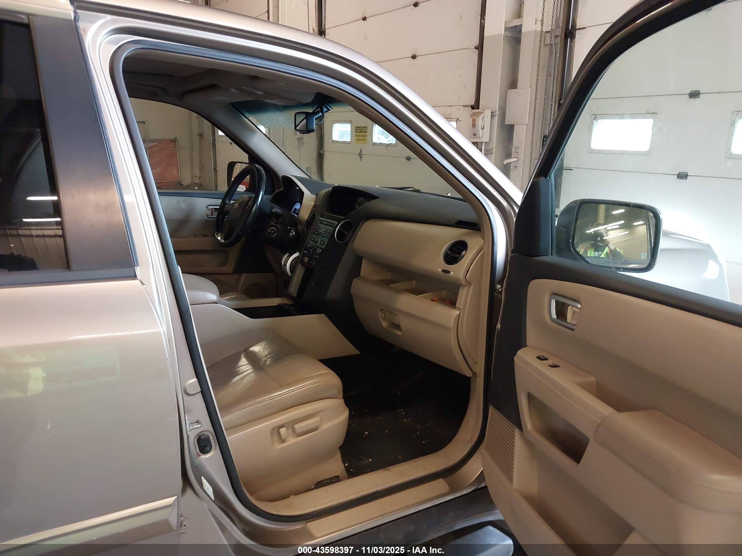 HONDA PILOT image 5