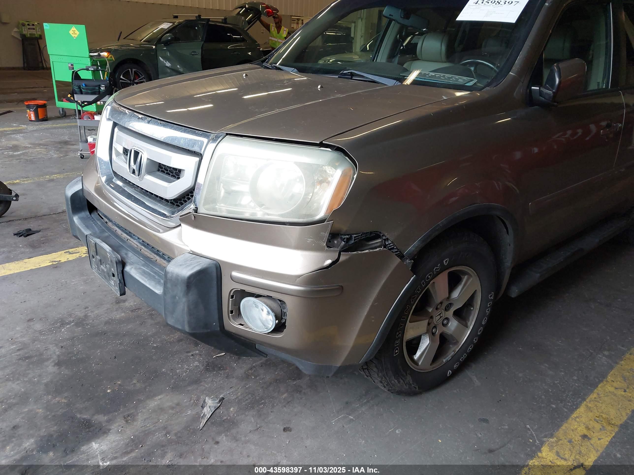 HONDA PILOT image 6