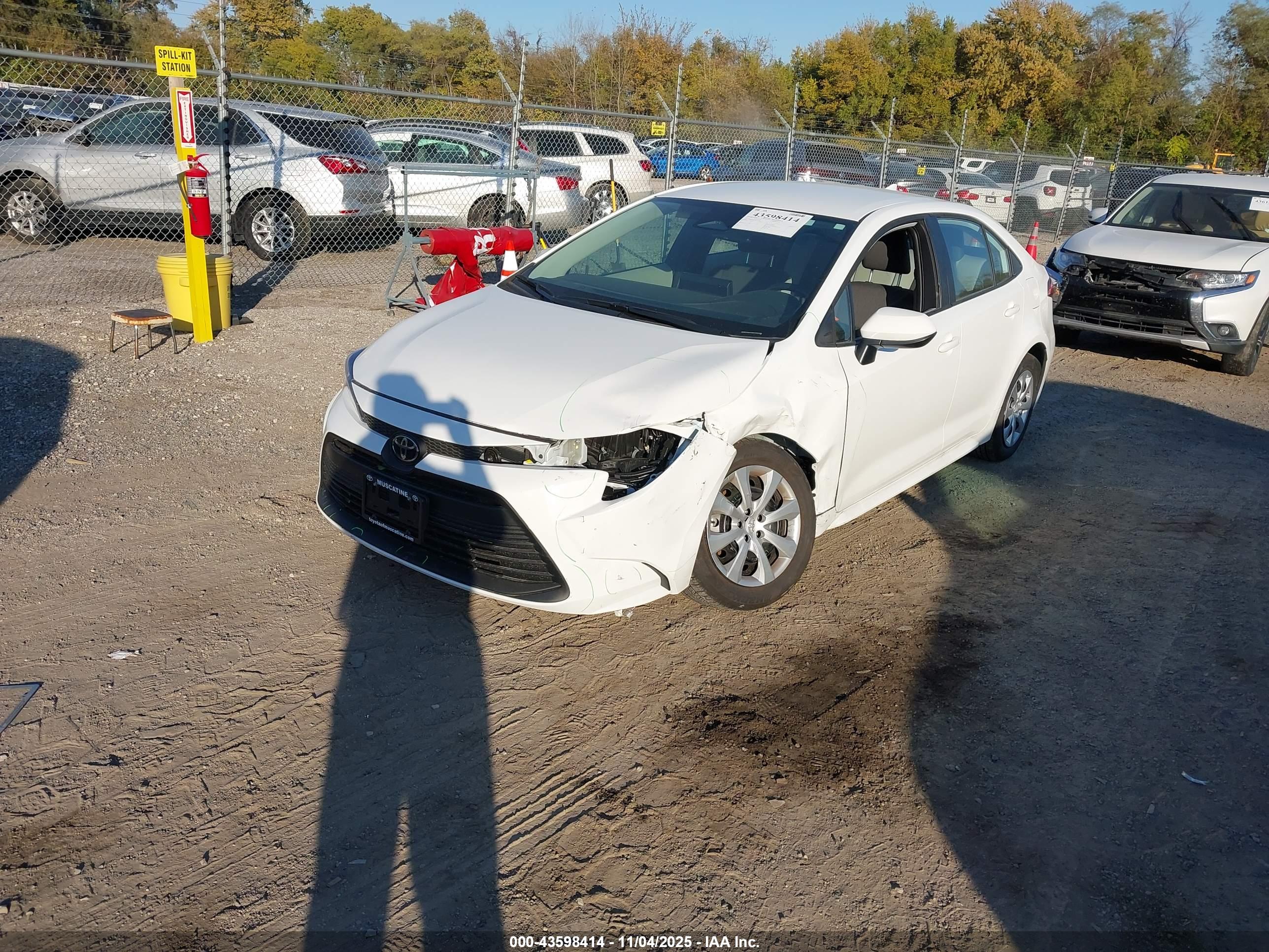 TOYOTA COROLLA image 2