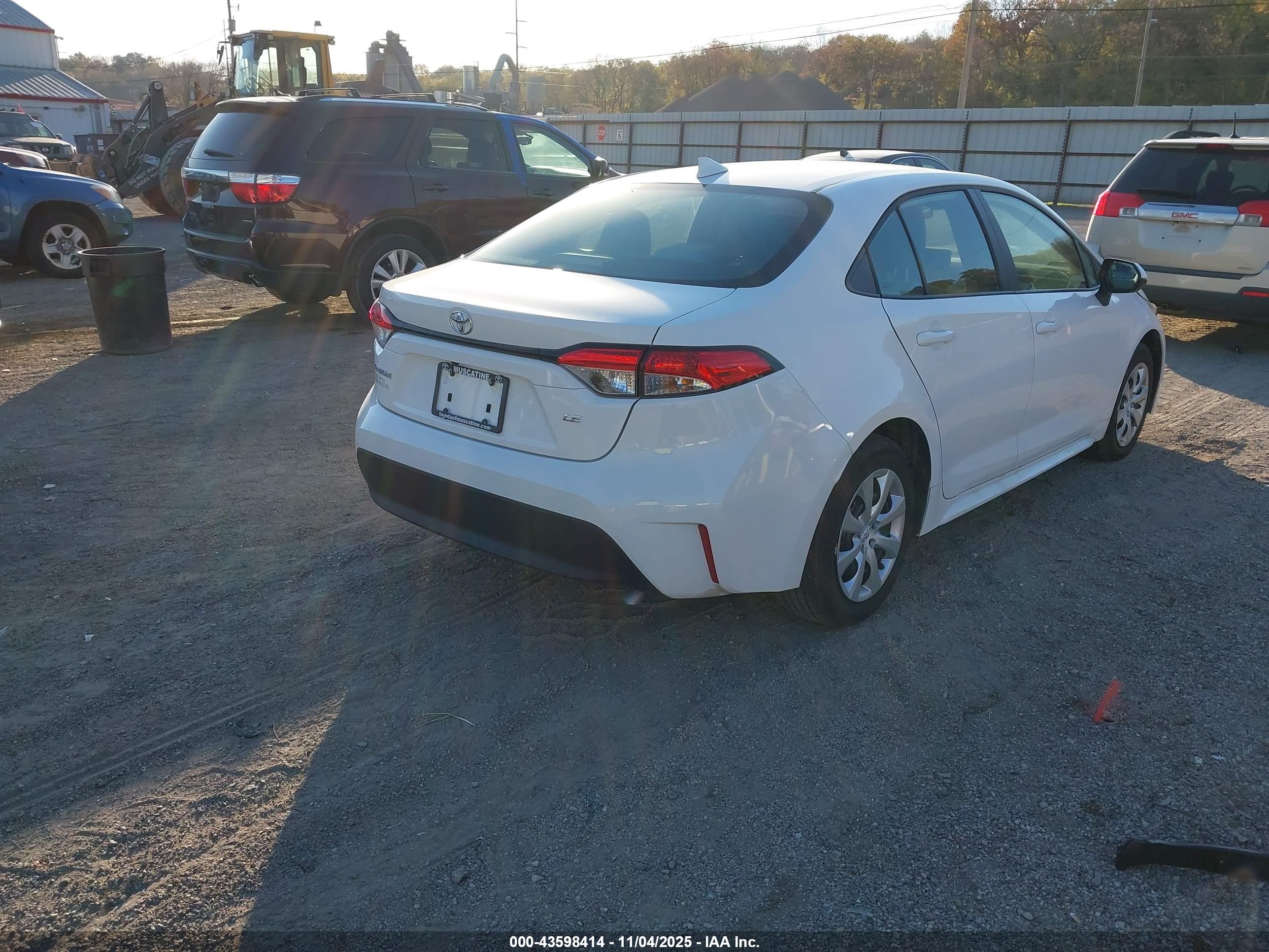 TOYOTA COROLLA image 4