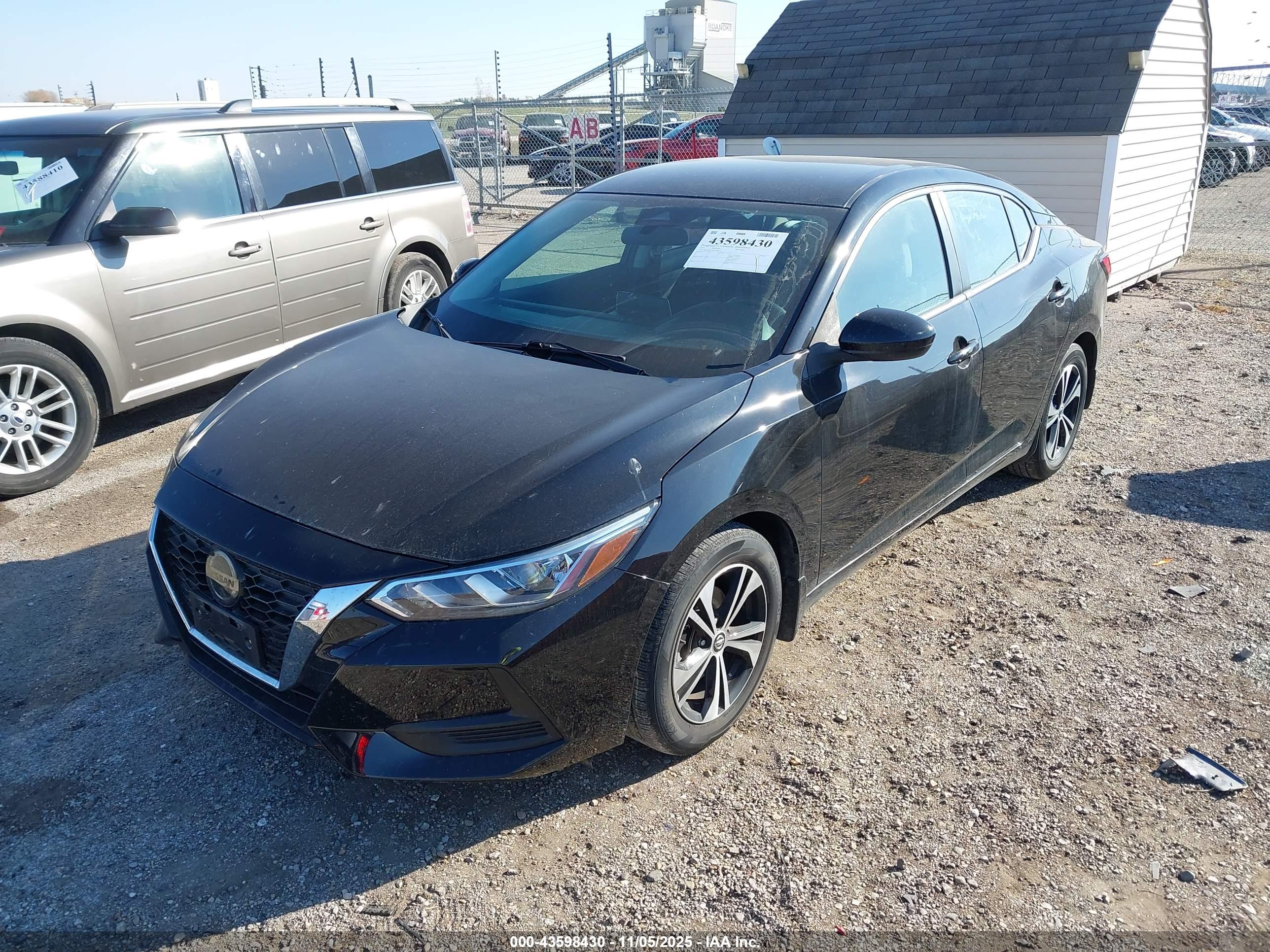 NISSAN SENTRA image 2