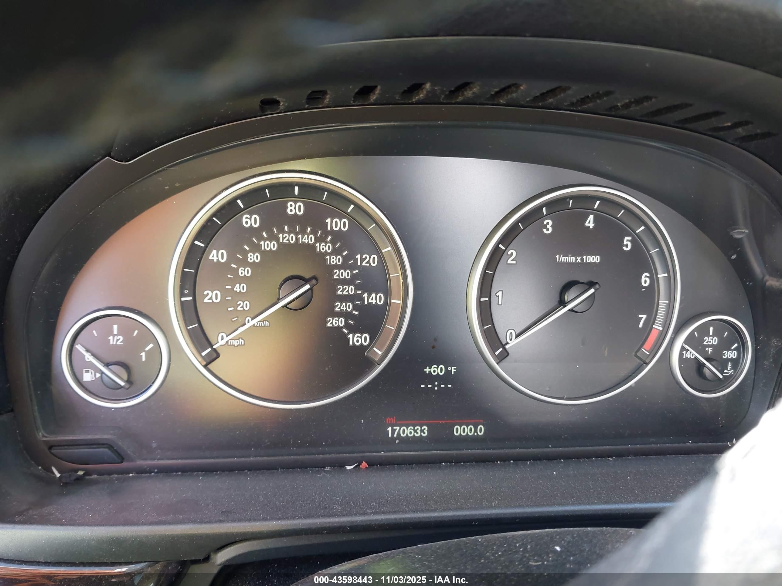 BMW 528I image 7