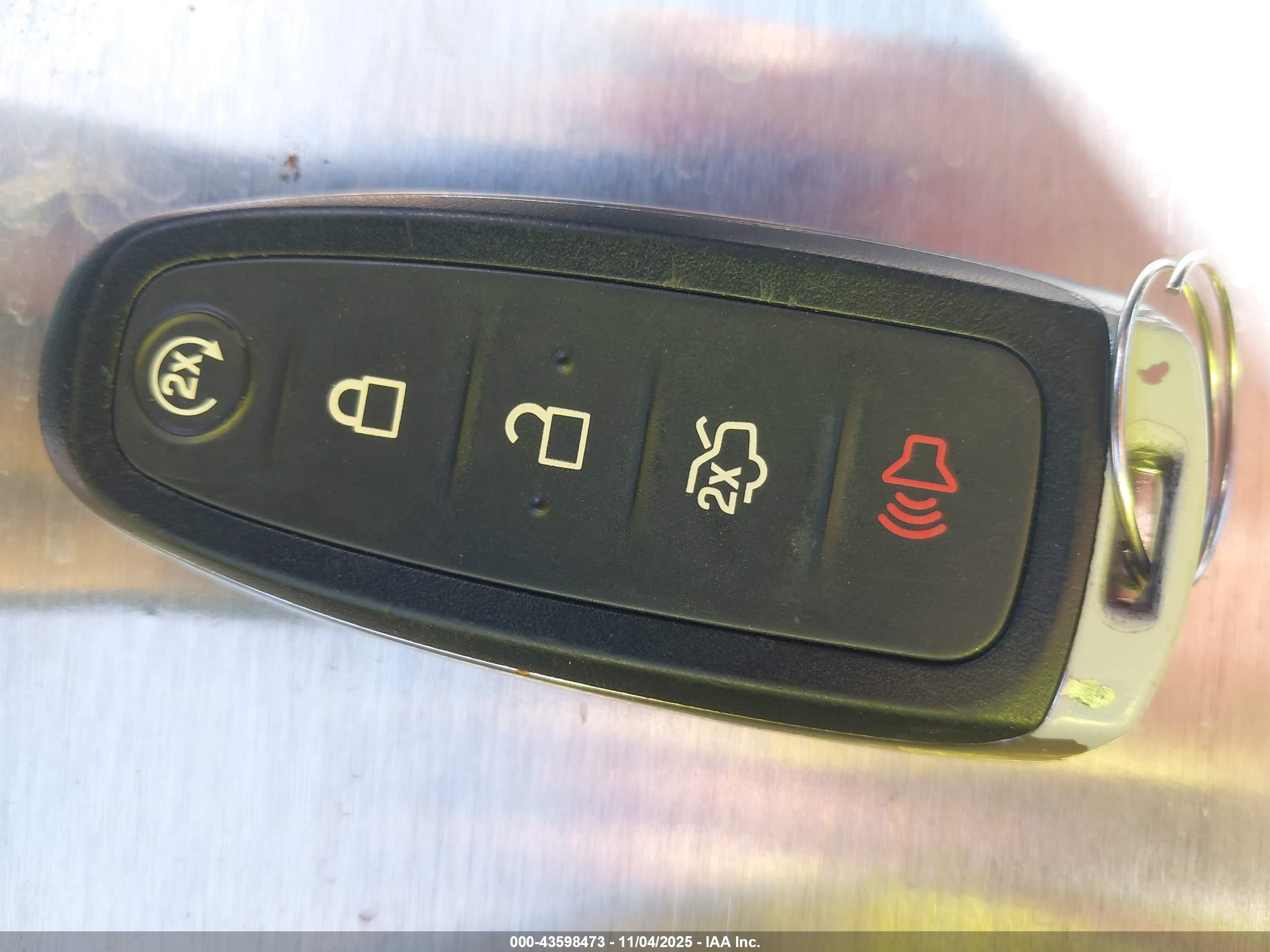 FORD ESCAPE image 11
