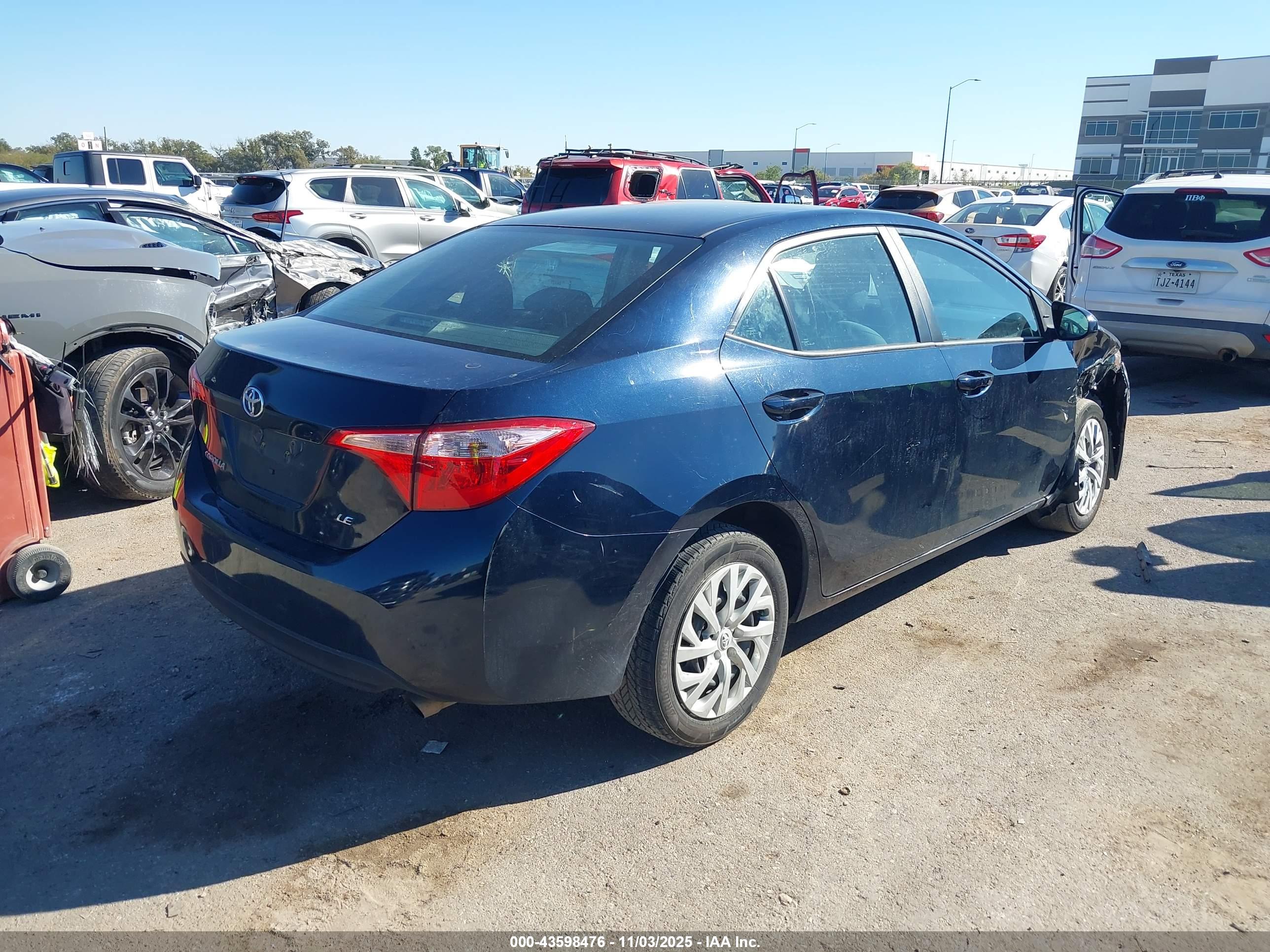TOYOTA COROLLA image 4