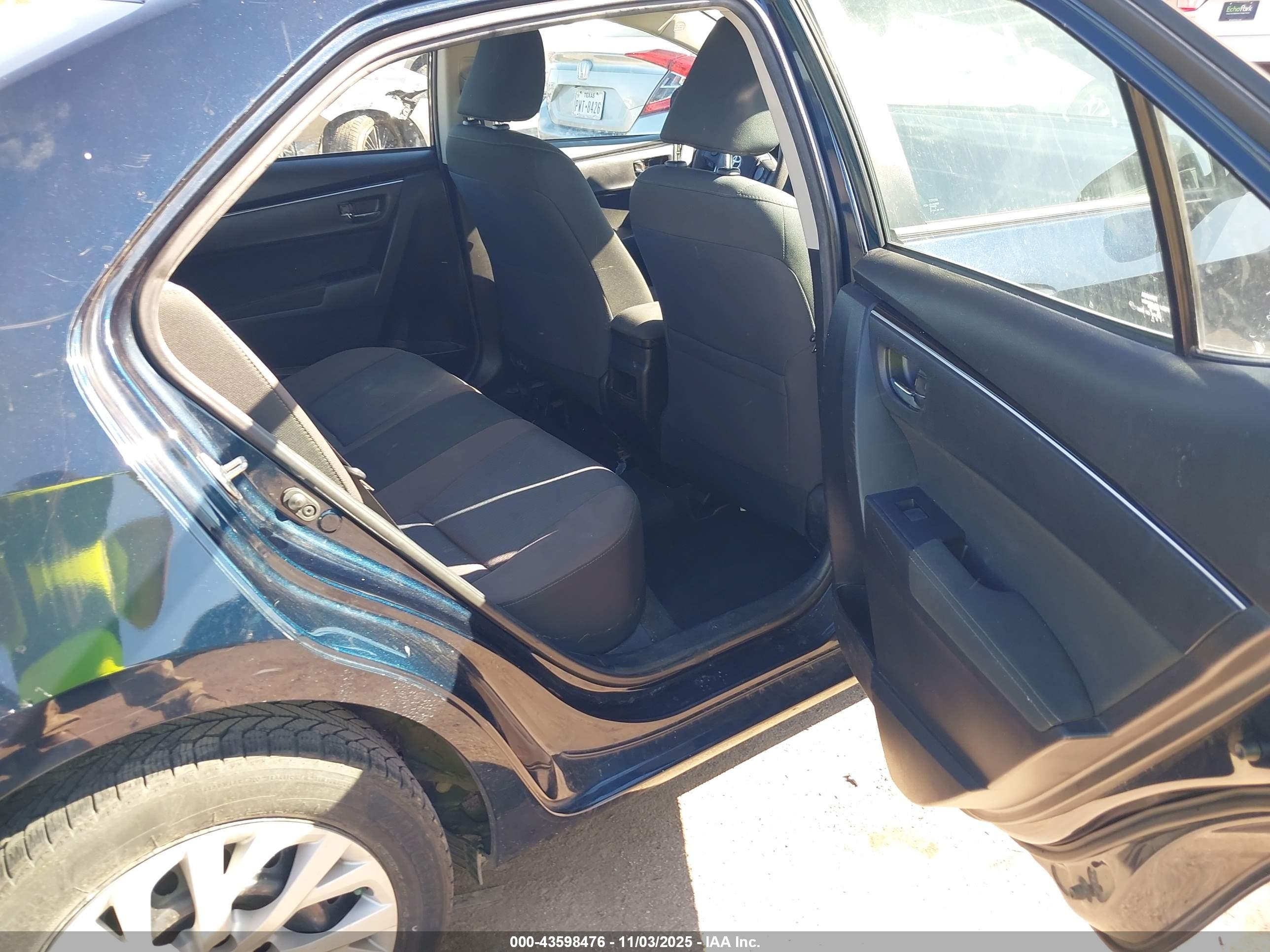 TOYOTA COROLLA image 8