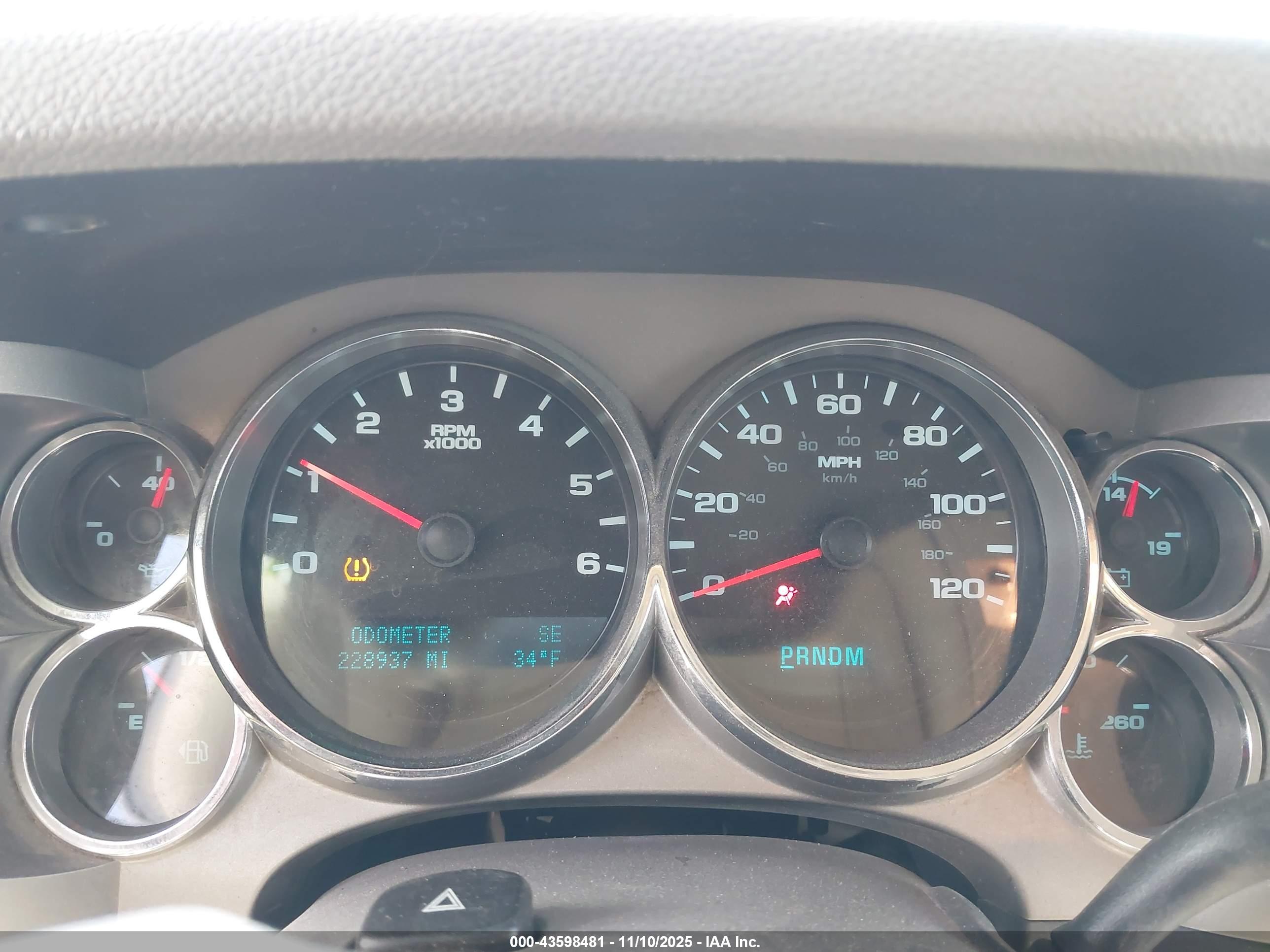 GMC SIERRA image 7