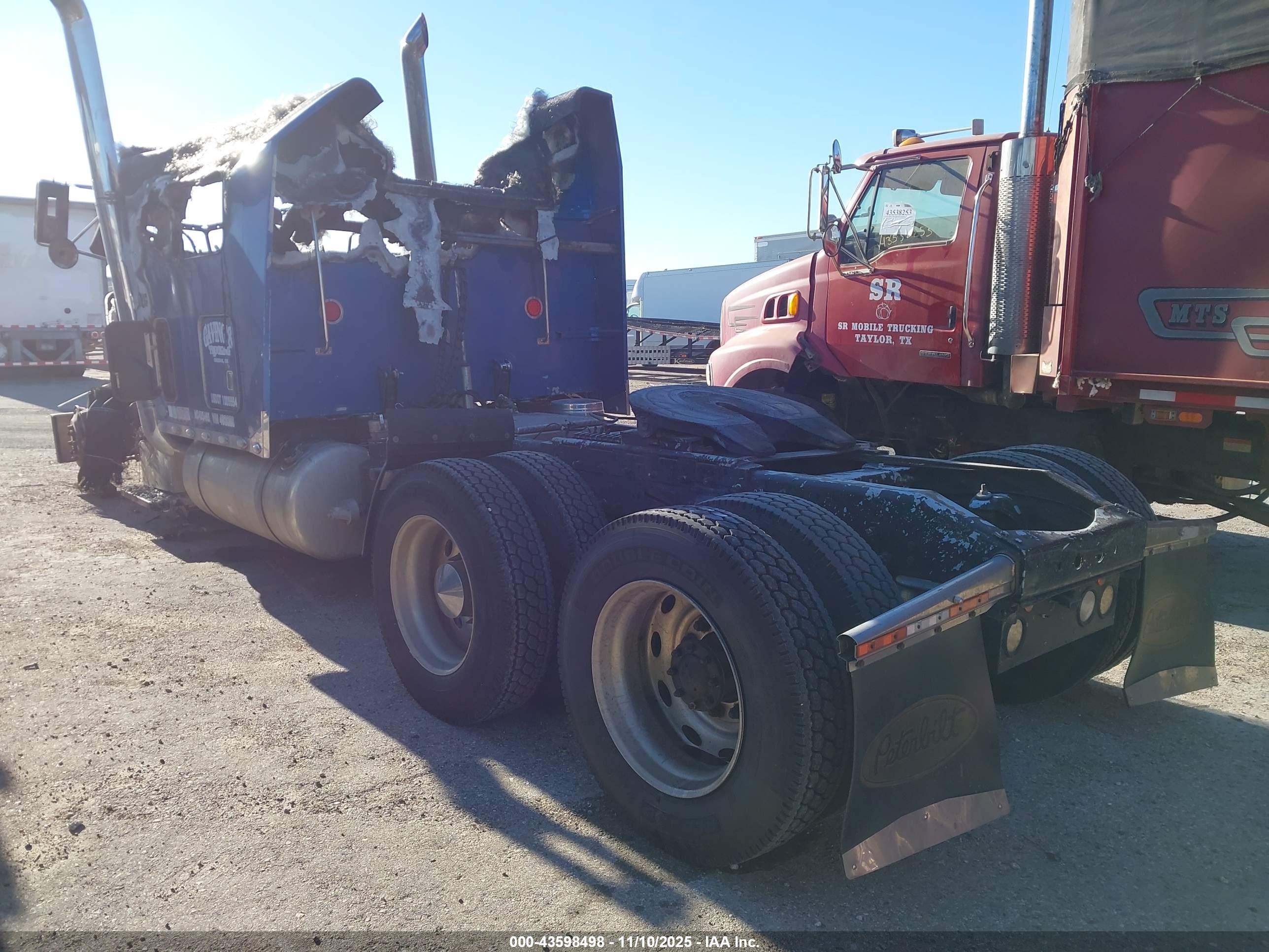 PETERBILT 379 image 3