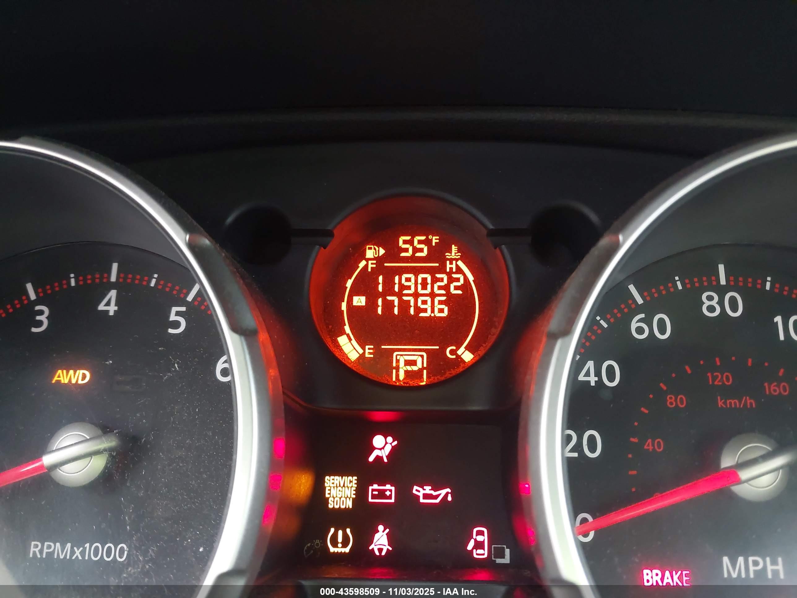 NISSAN ROGUE image 7