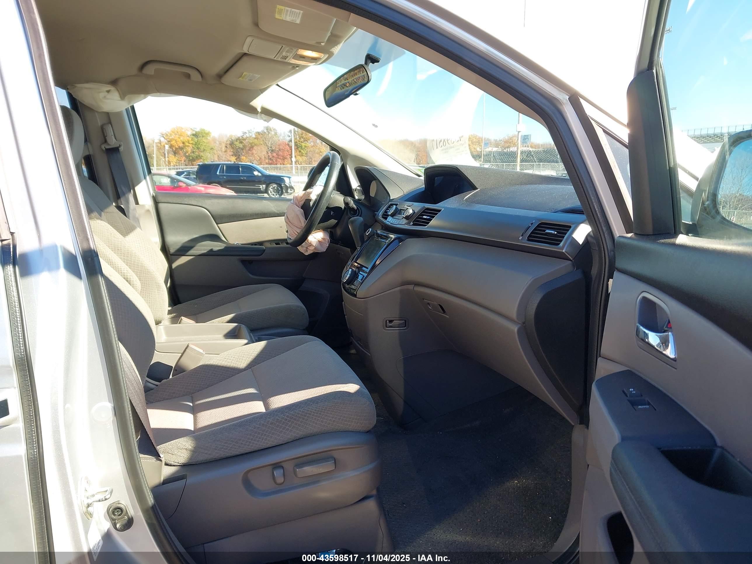 HONDA ODYSSEY image 5