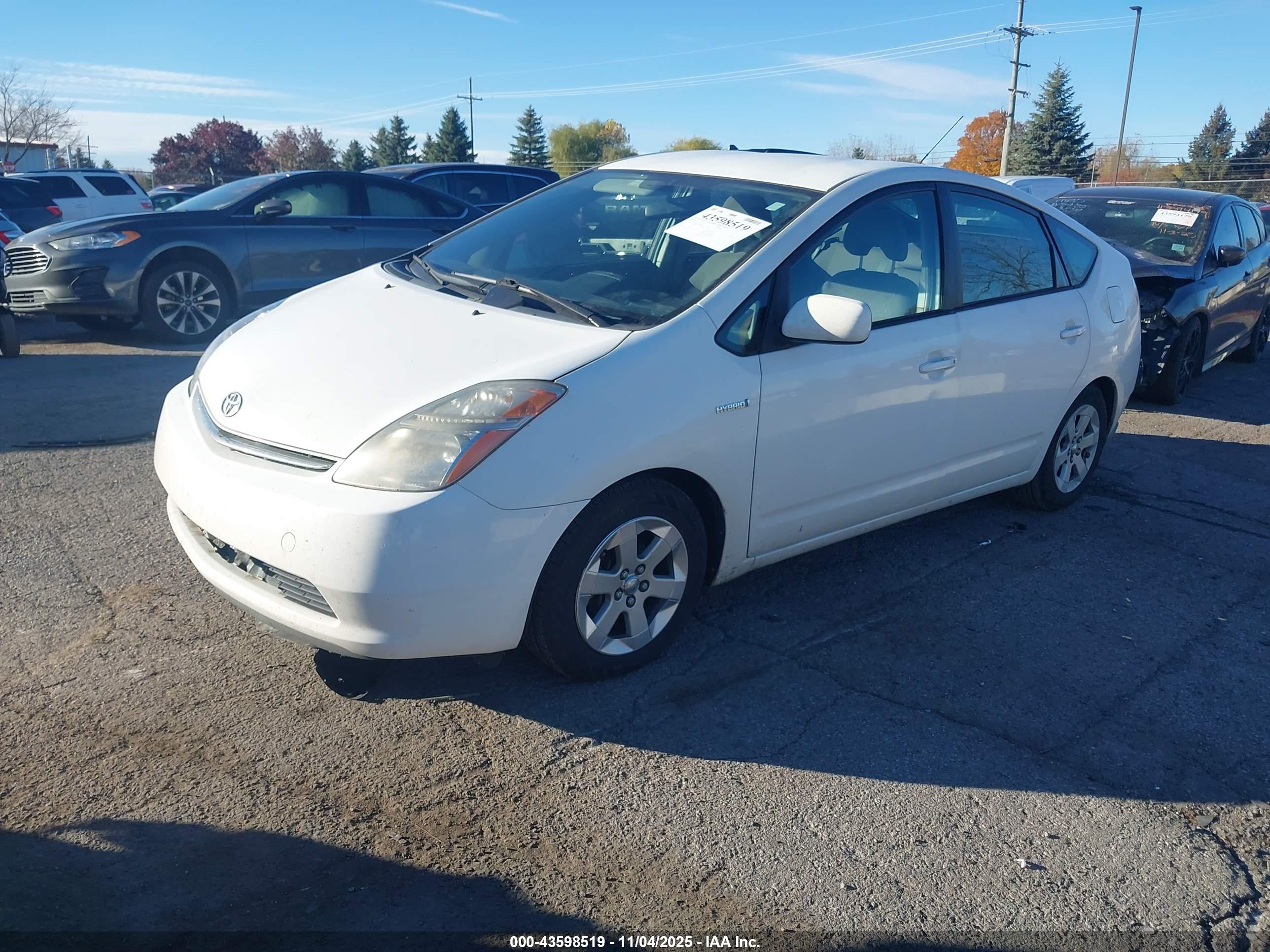 TOYOTA PRIUS image 2
