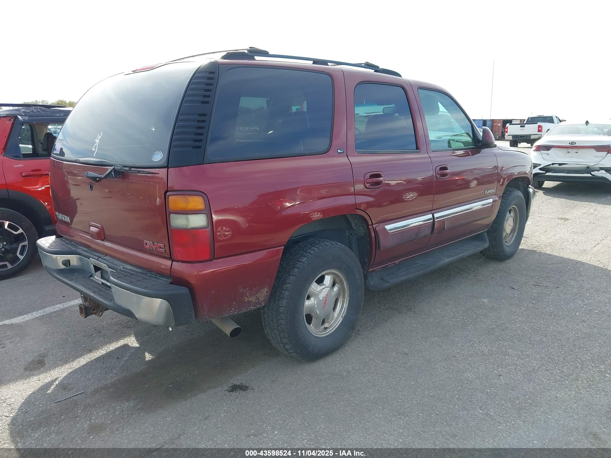 GMC YUKON image 4