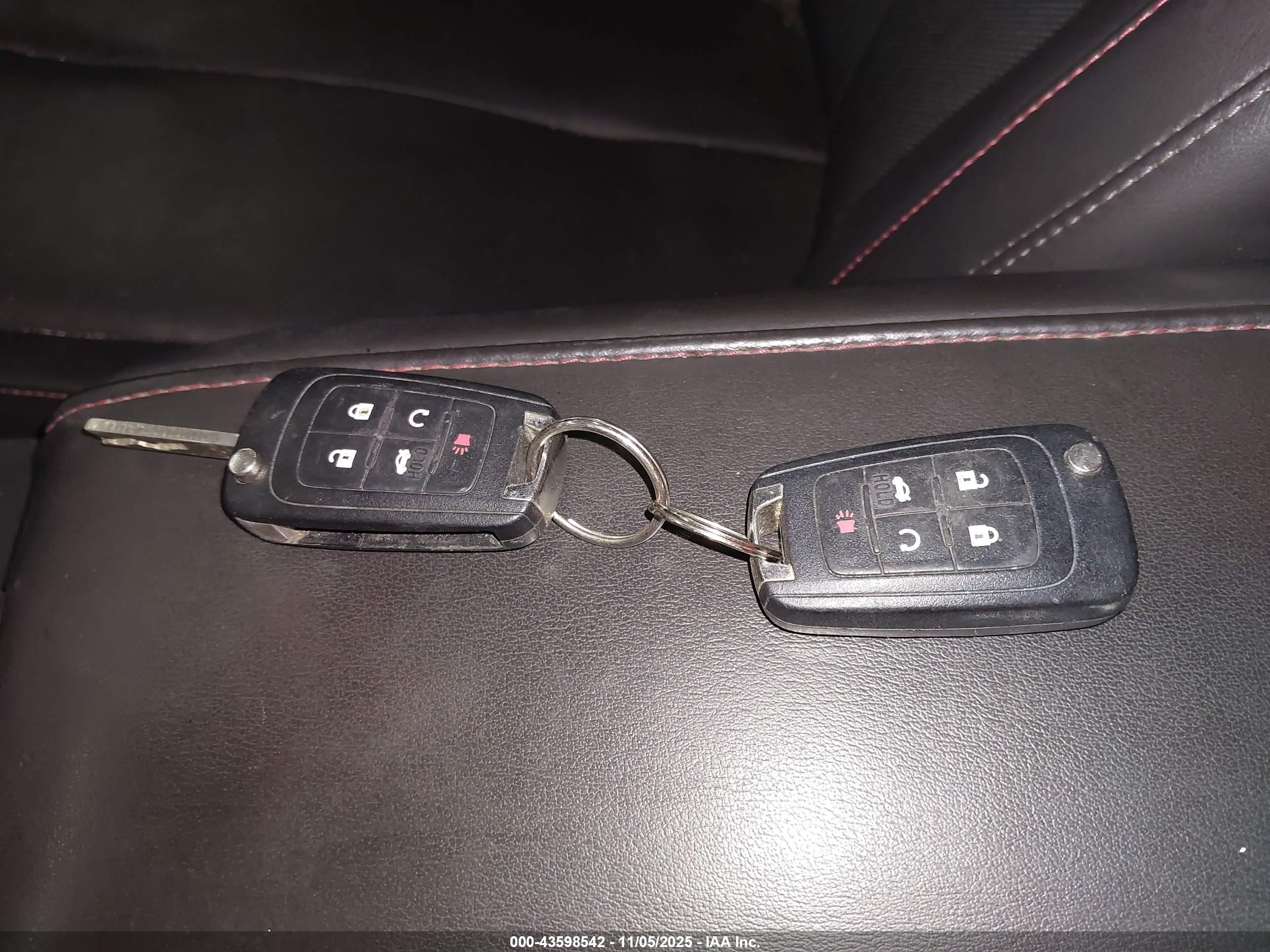CHEVROLET EQUINOX image 11