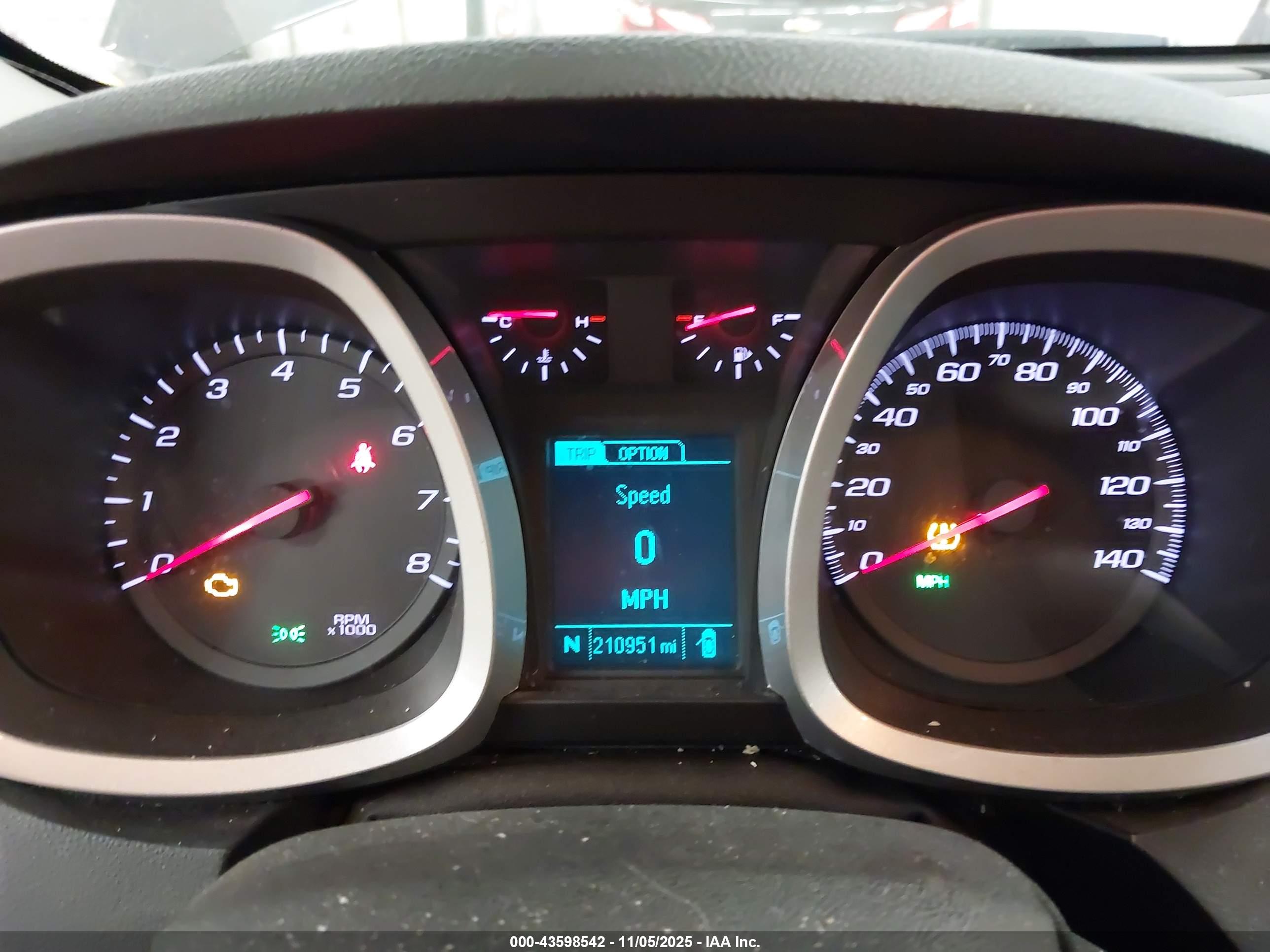 CHEVROLET EQUINOX image 7