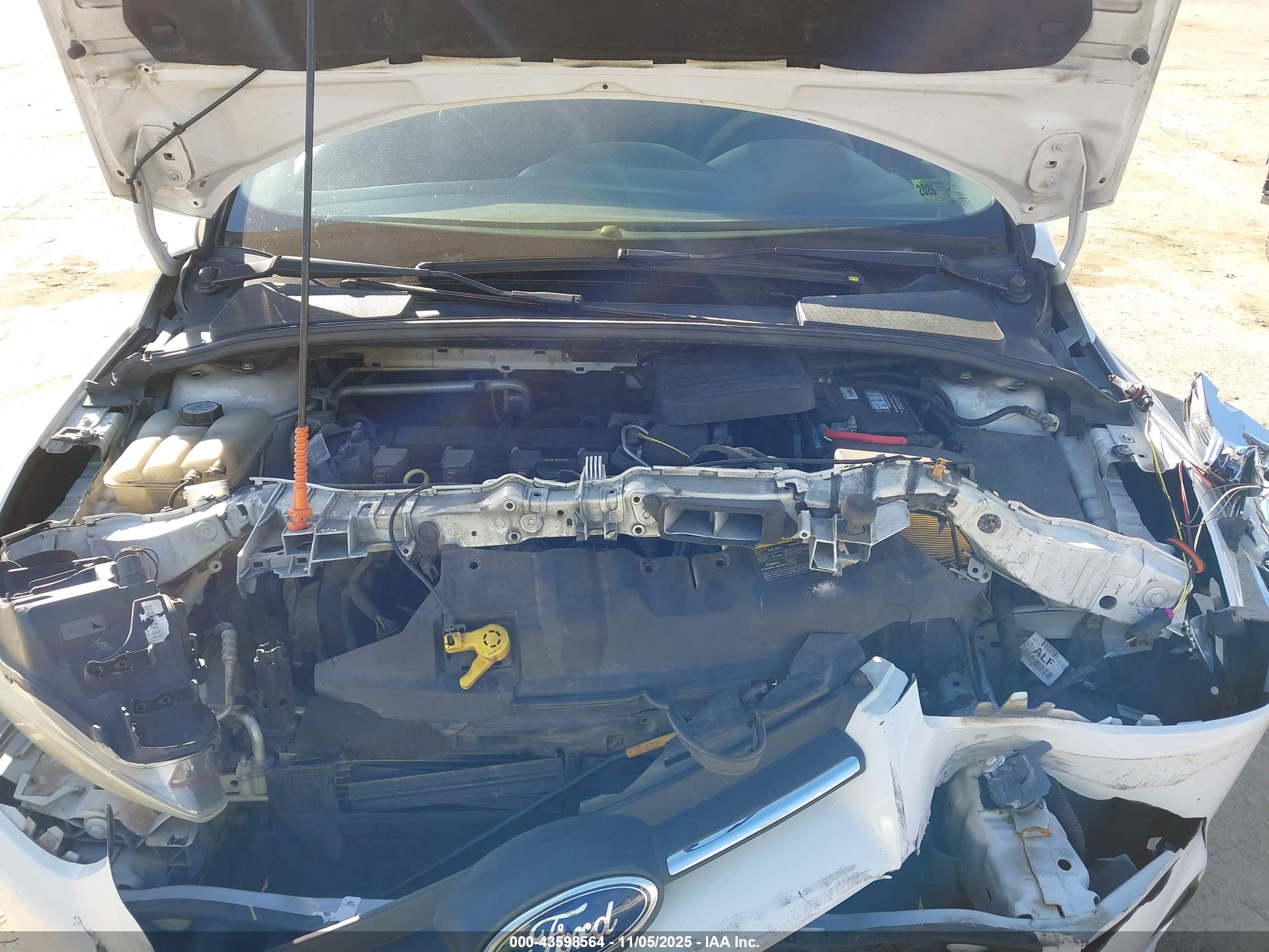 FORD FOCUS image 10