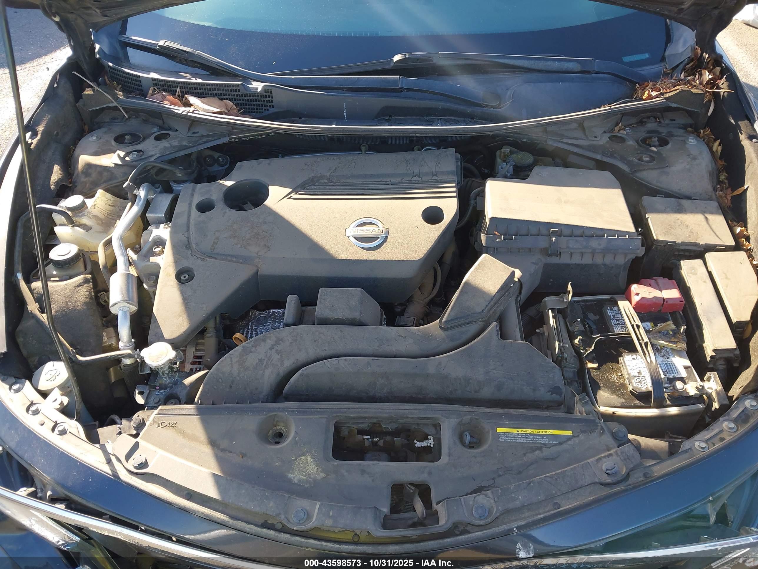 NISSAN ALTIMA image 10