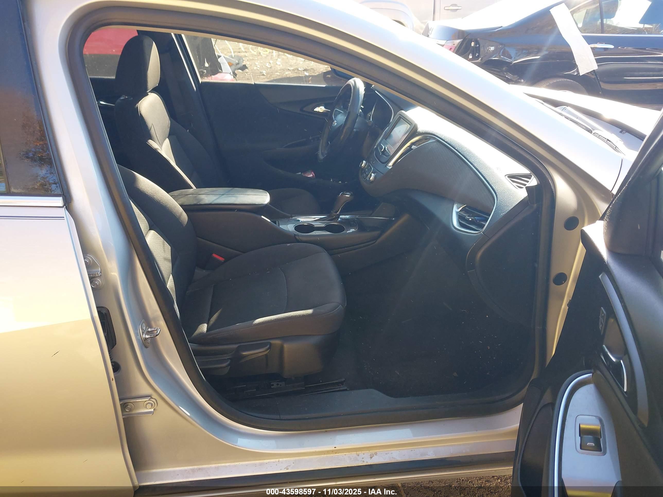 CHEVROLET MALIBU image 5