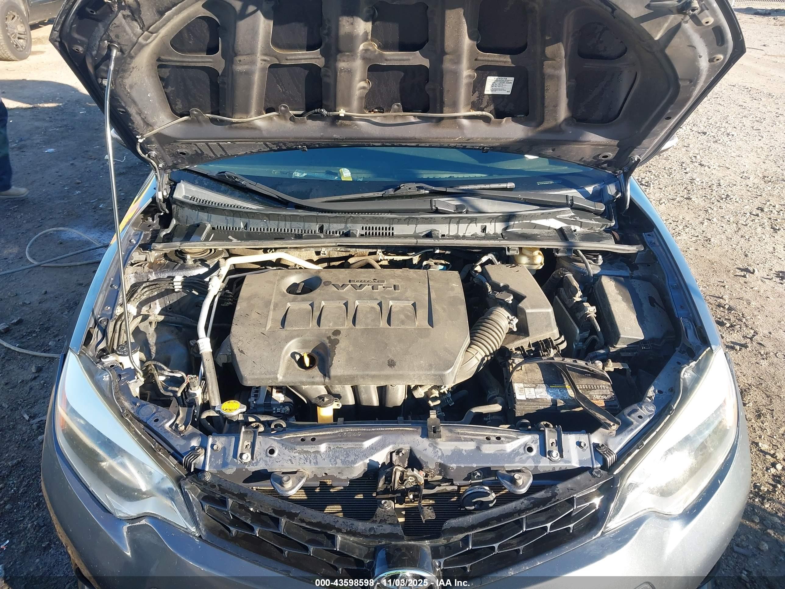 TOYOTA COROLLA image 10