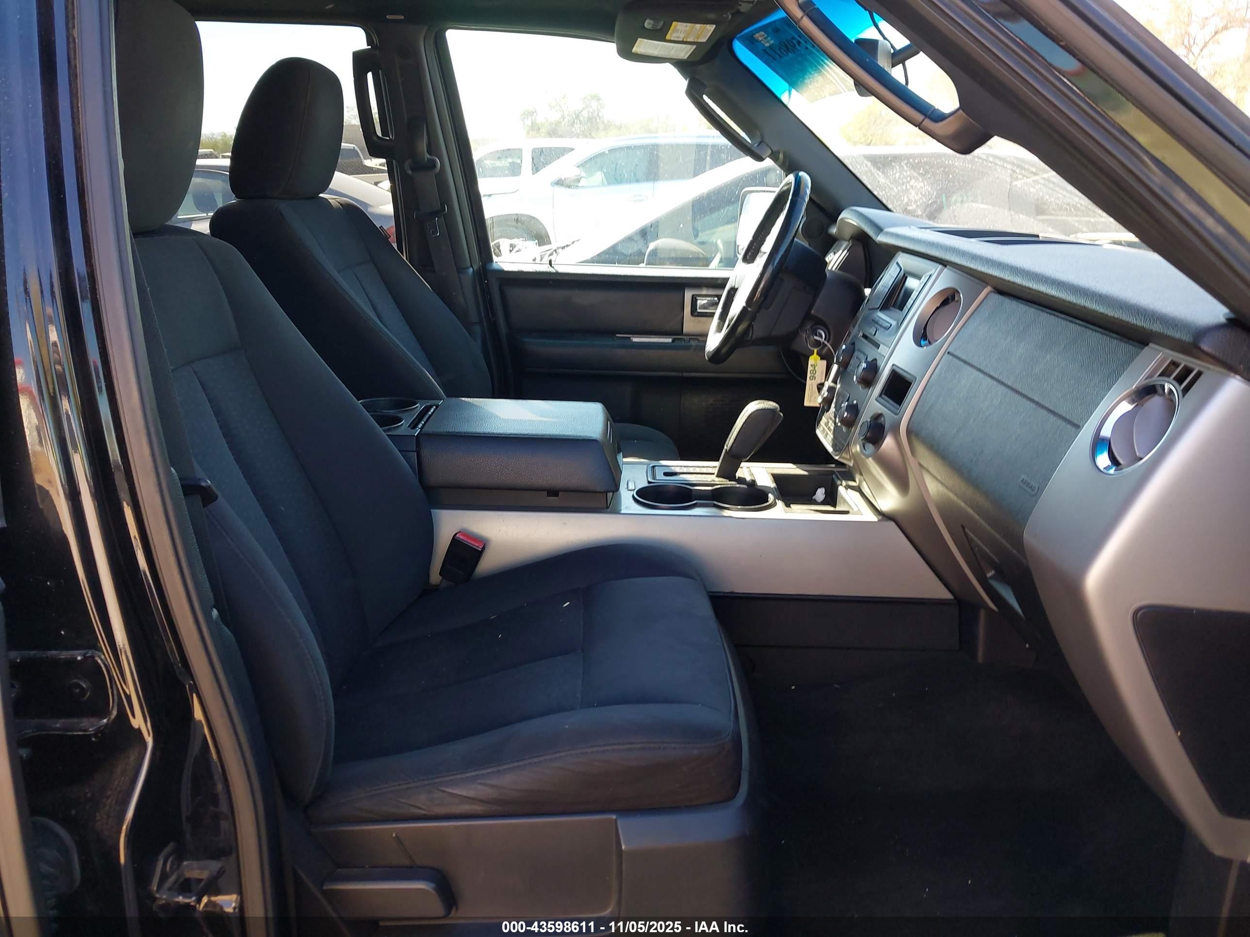 FORD EXPEDITION image 5