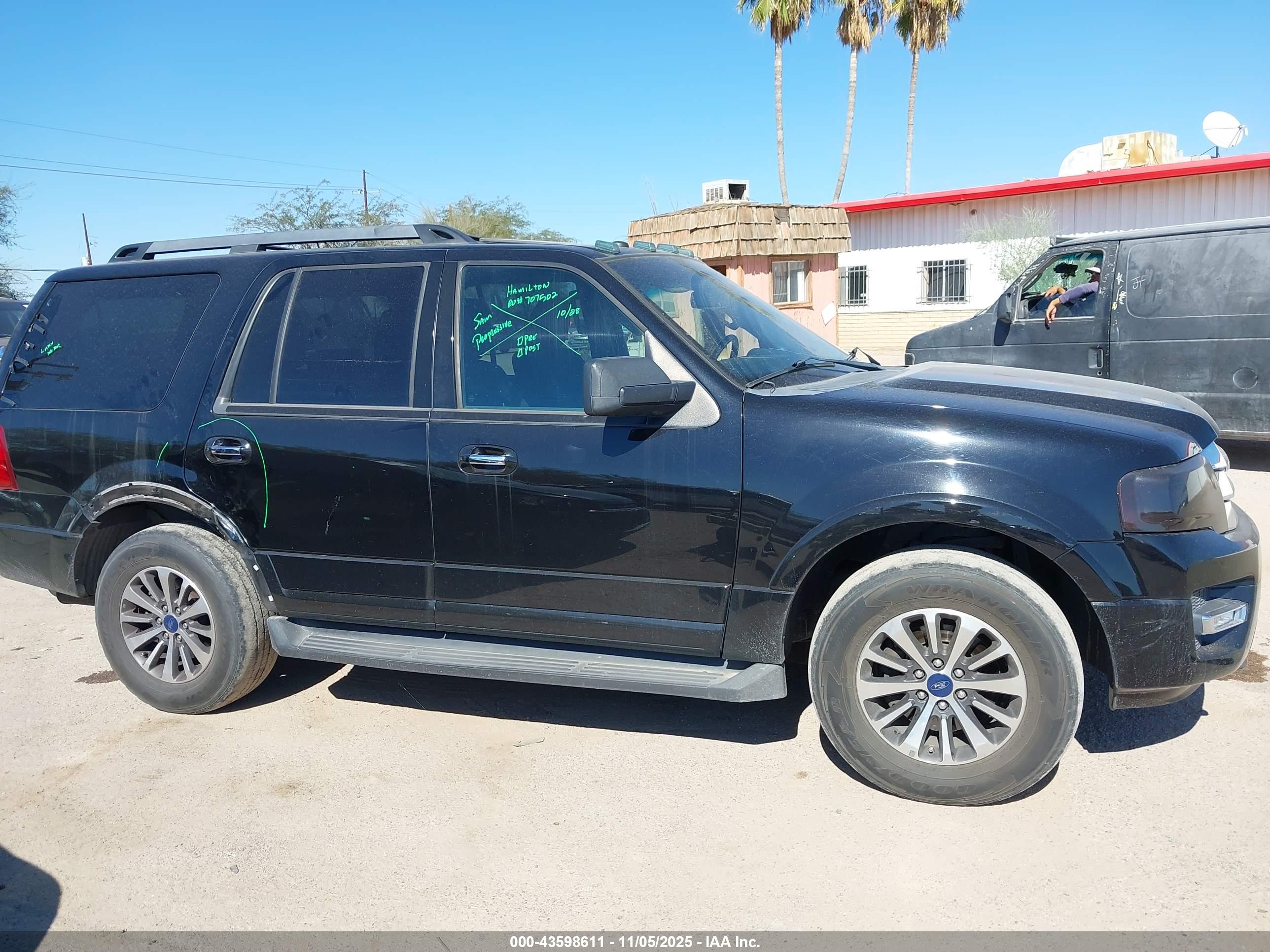 FORD EXPEDITION image 6