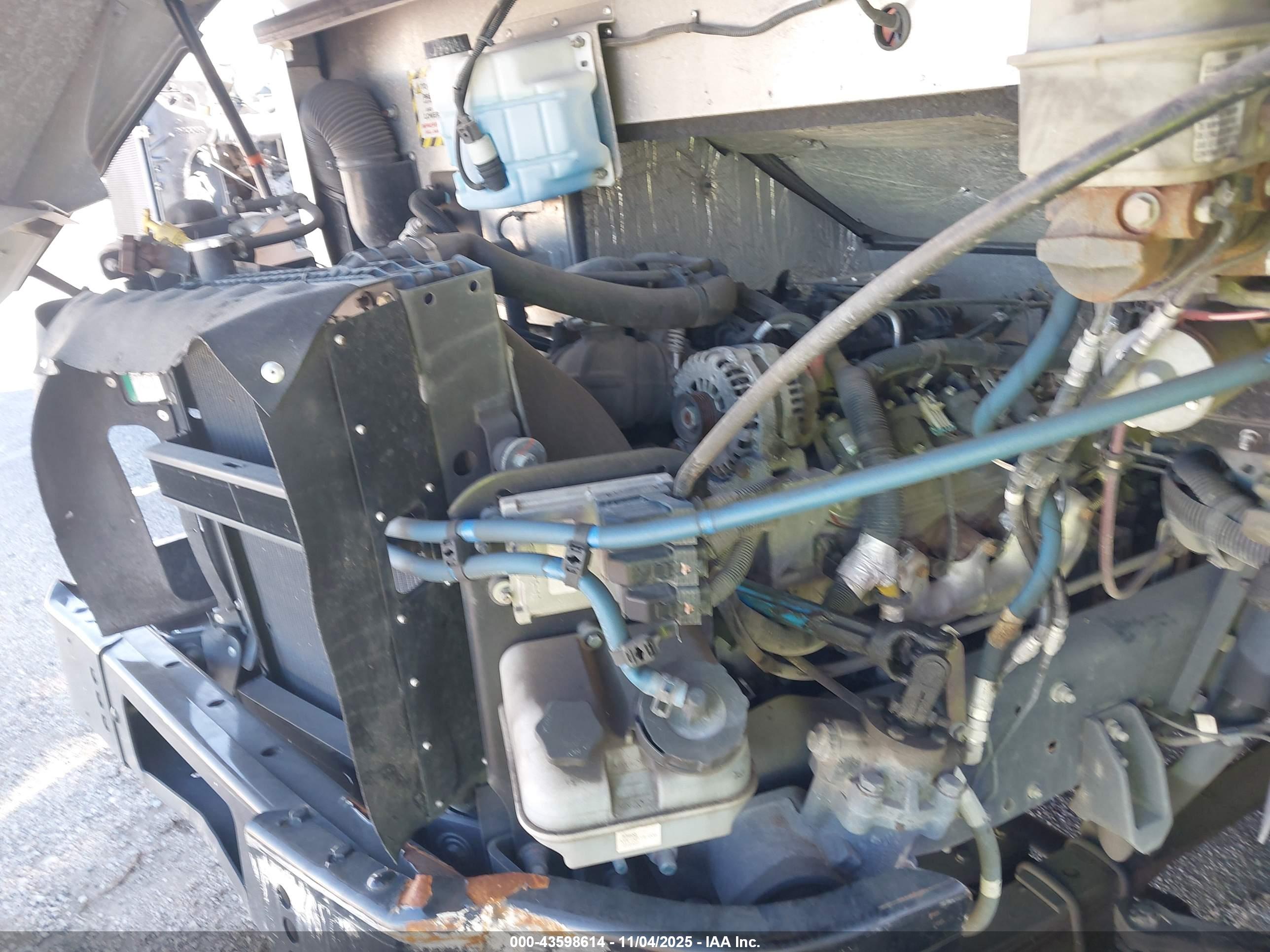 FREIGHTLINER MT45G image 10