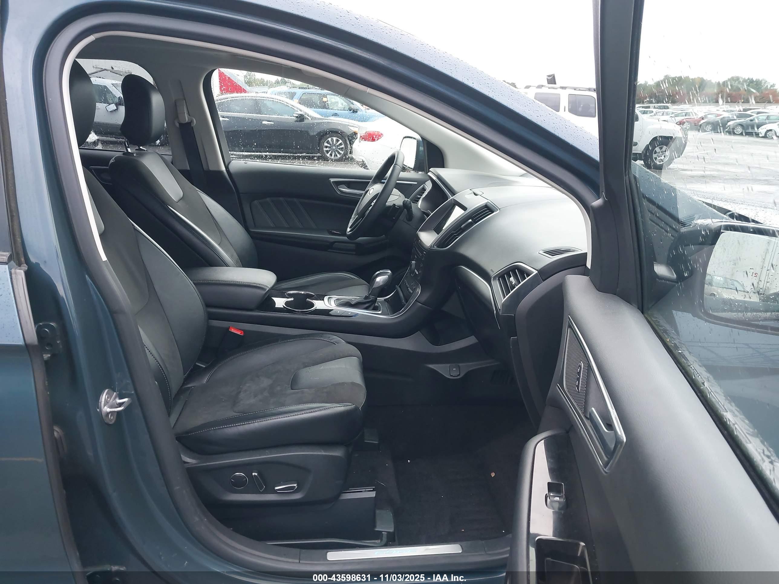 FORD EDGE image 5