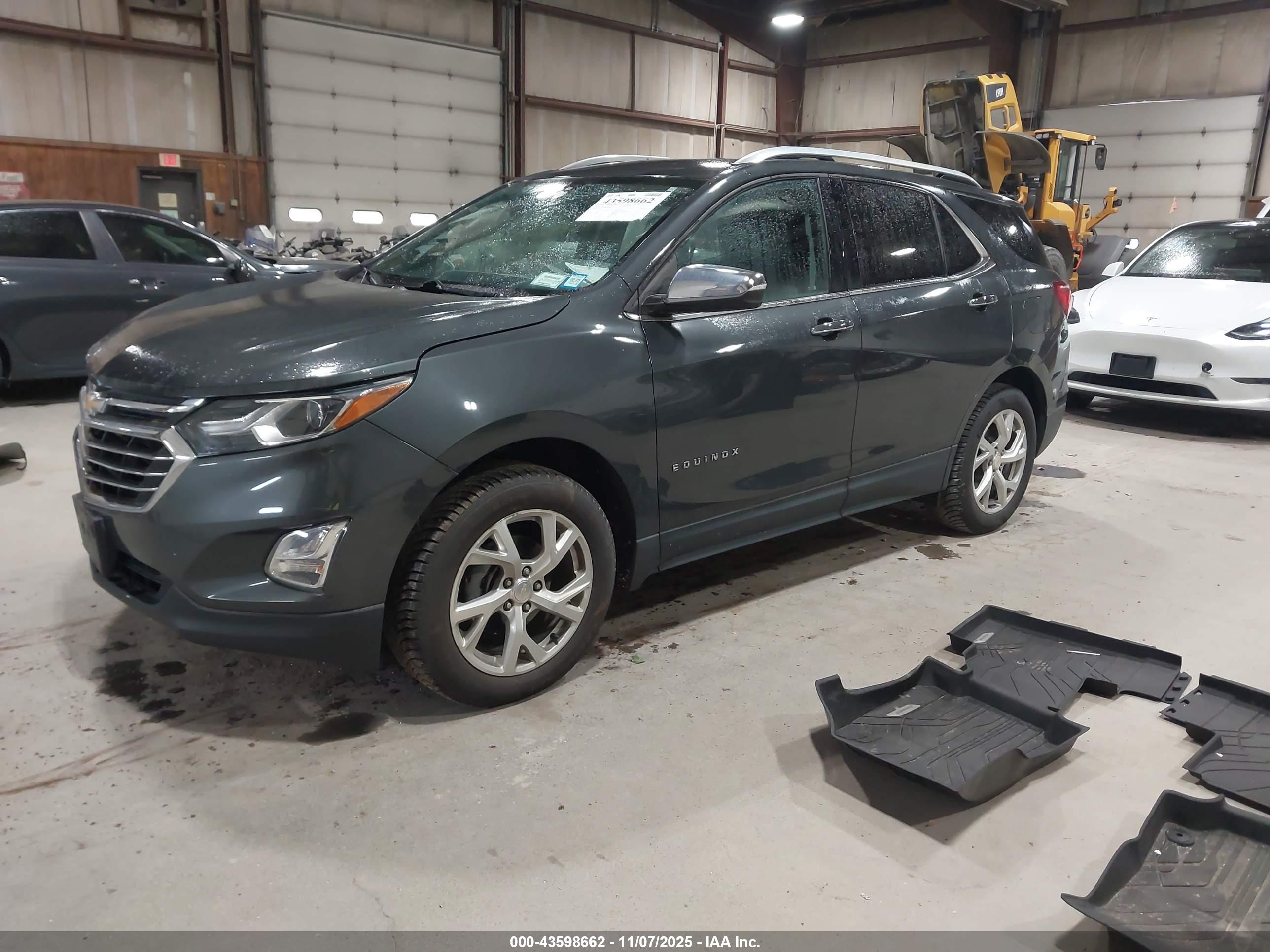 CHEVROLET EQUINOX image 2