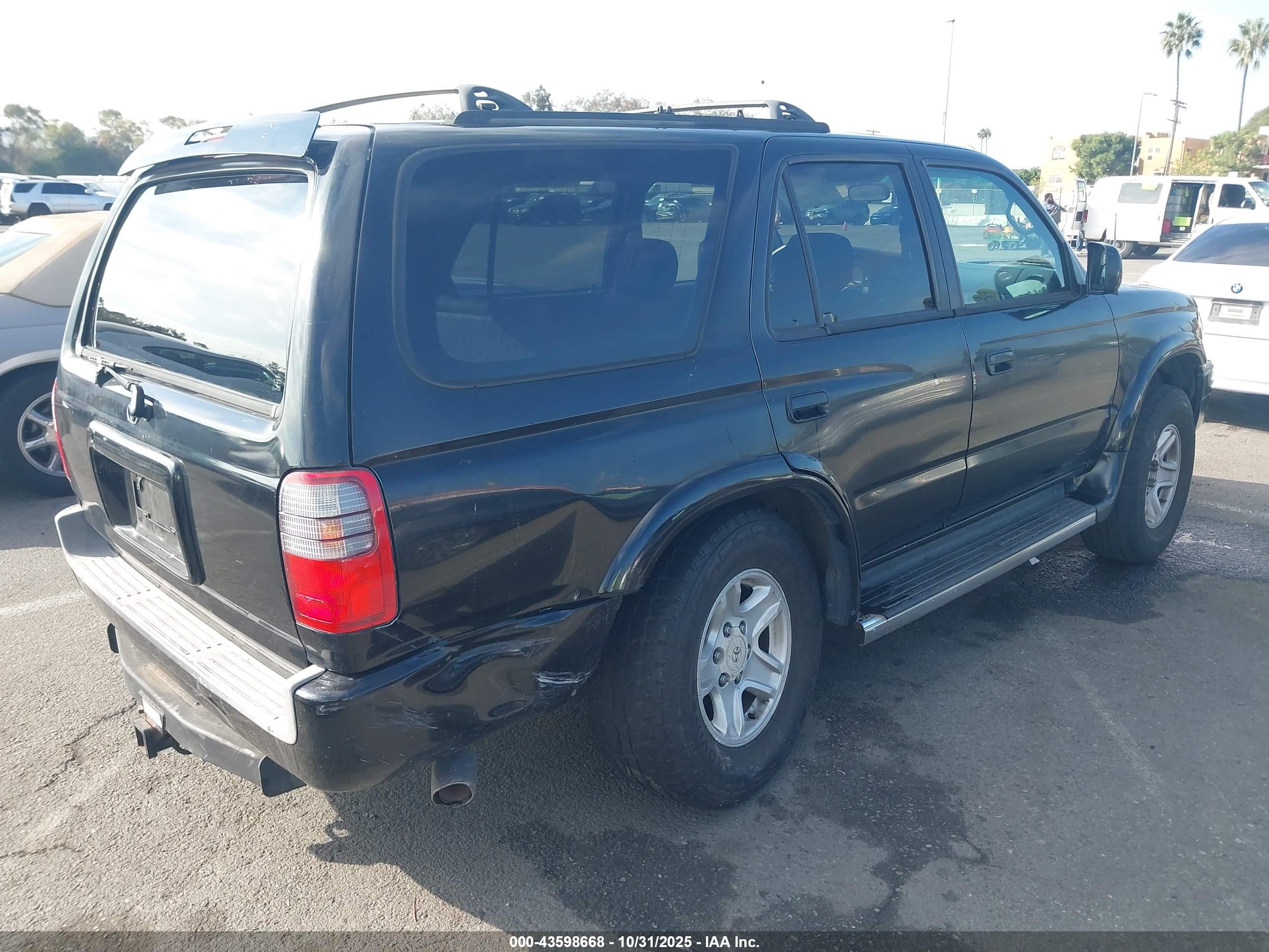TOYOTA 4RUNNER image 4