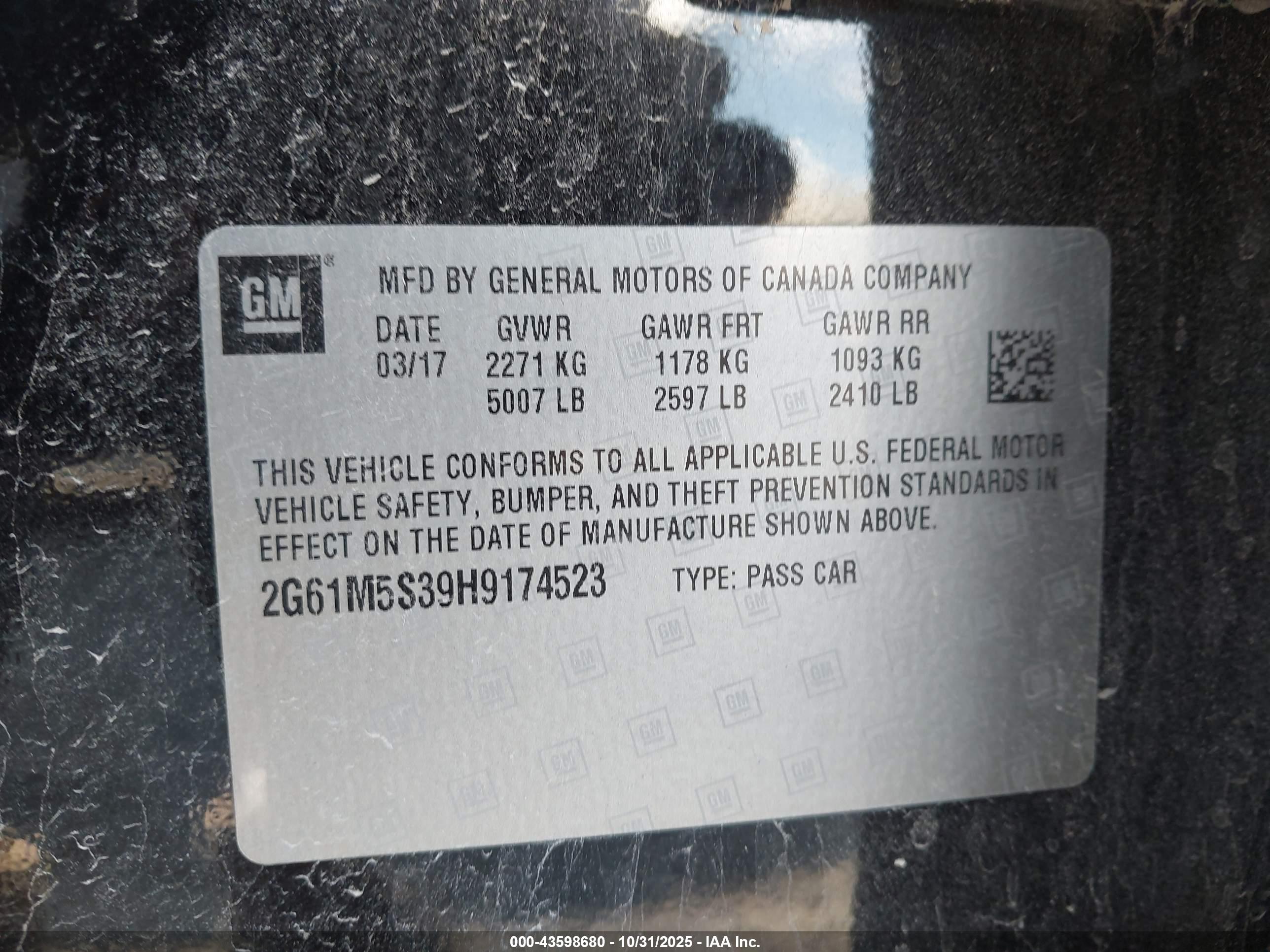 CADILLAC XTS image 9