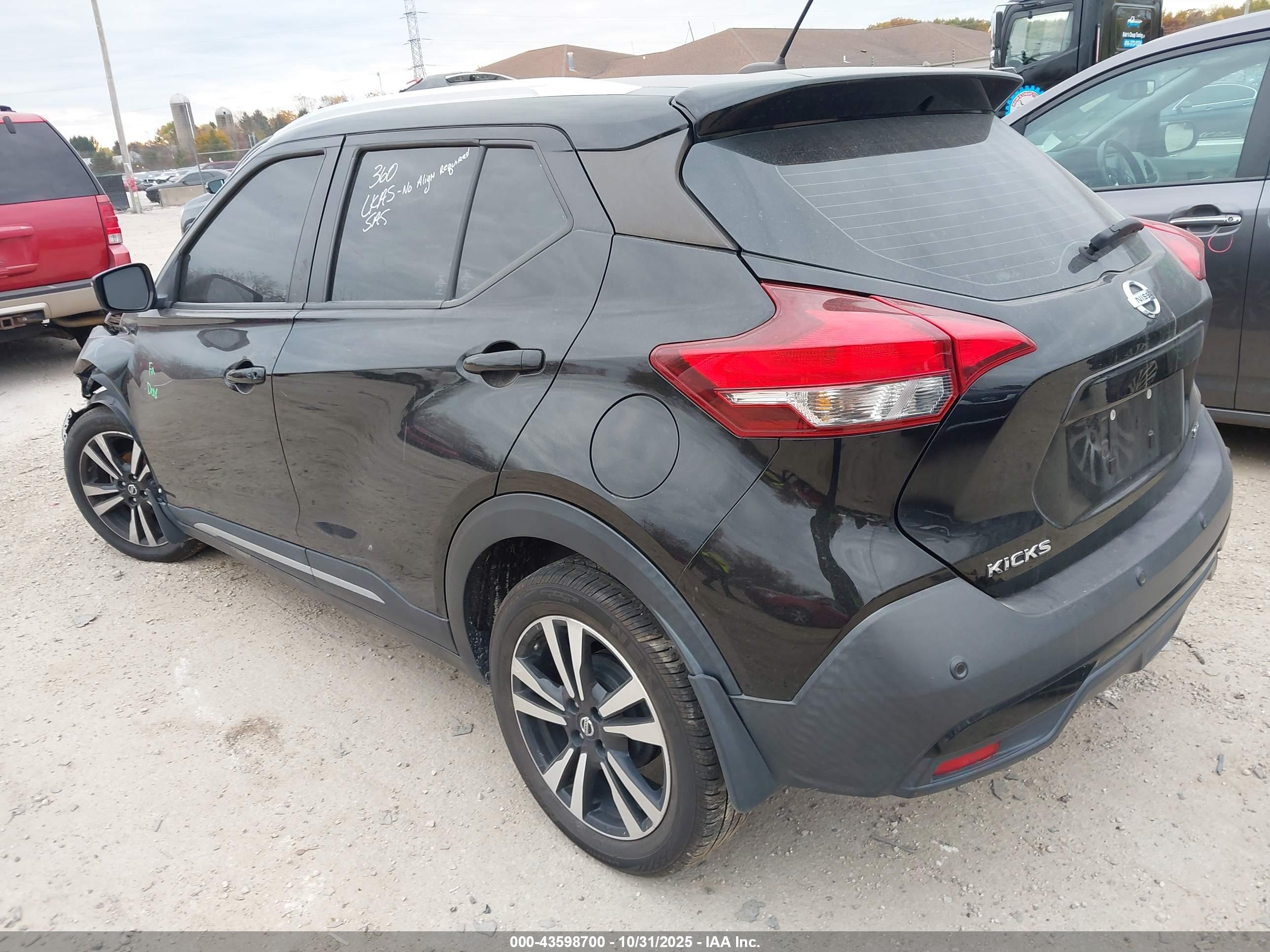 NISSAN KICKS image 3