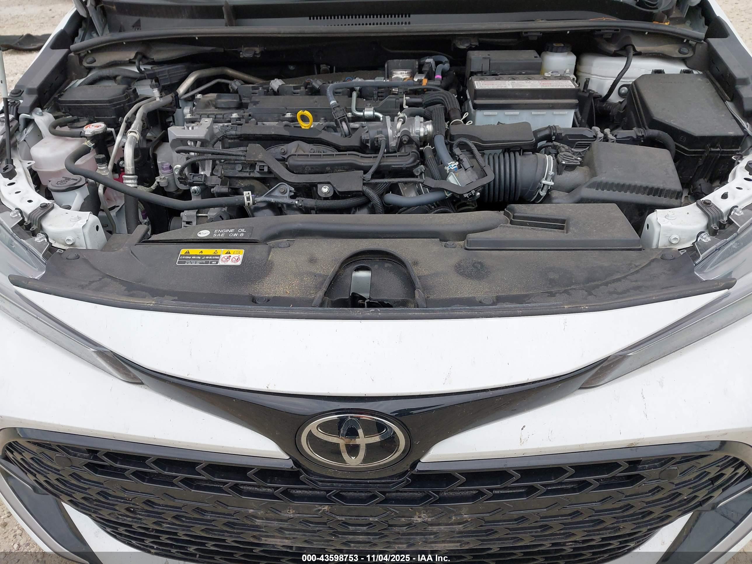 TOYOTA COROLLA image 10
