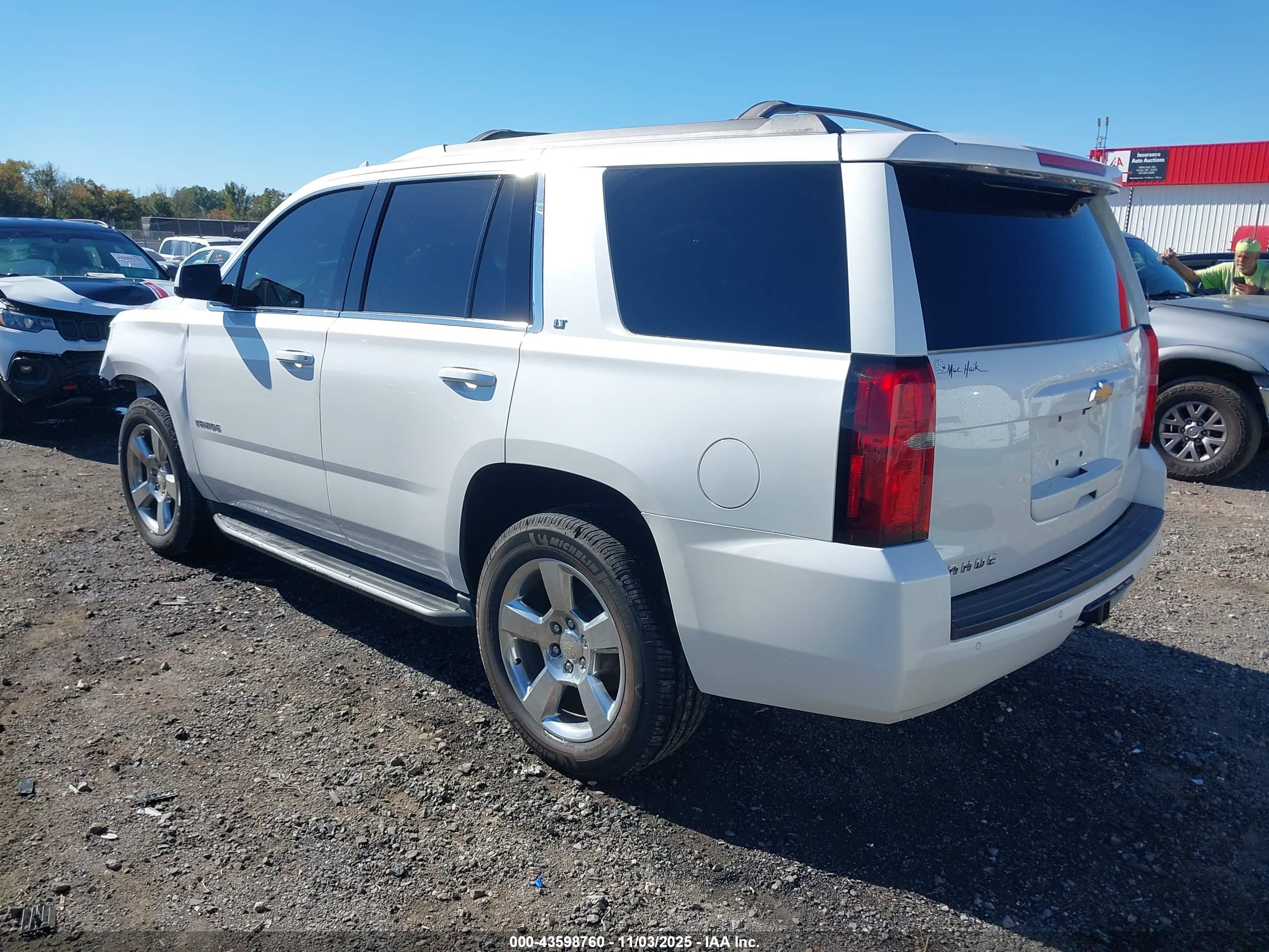 CHEVROLET TAHOE image 3