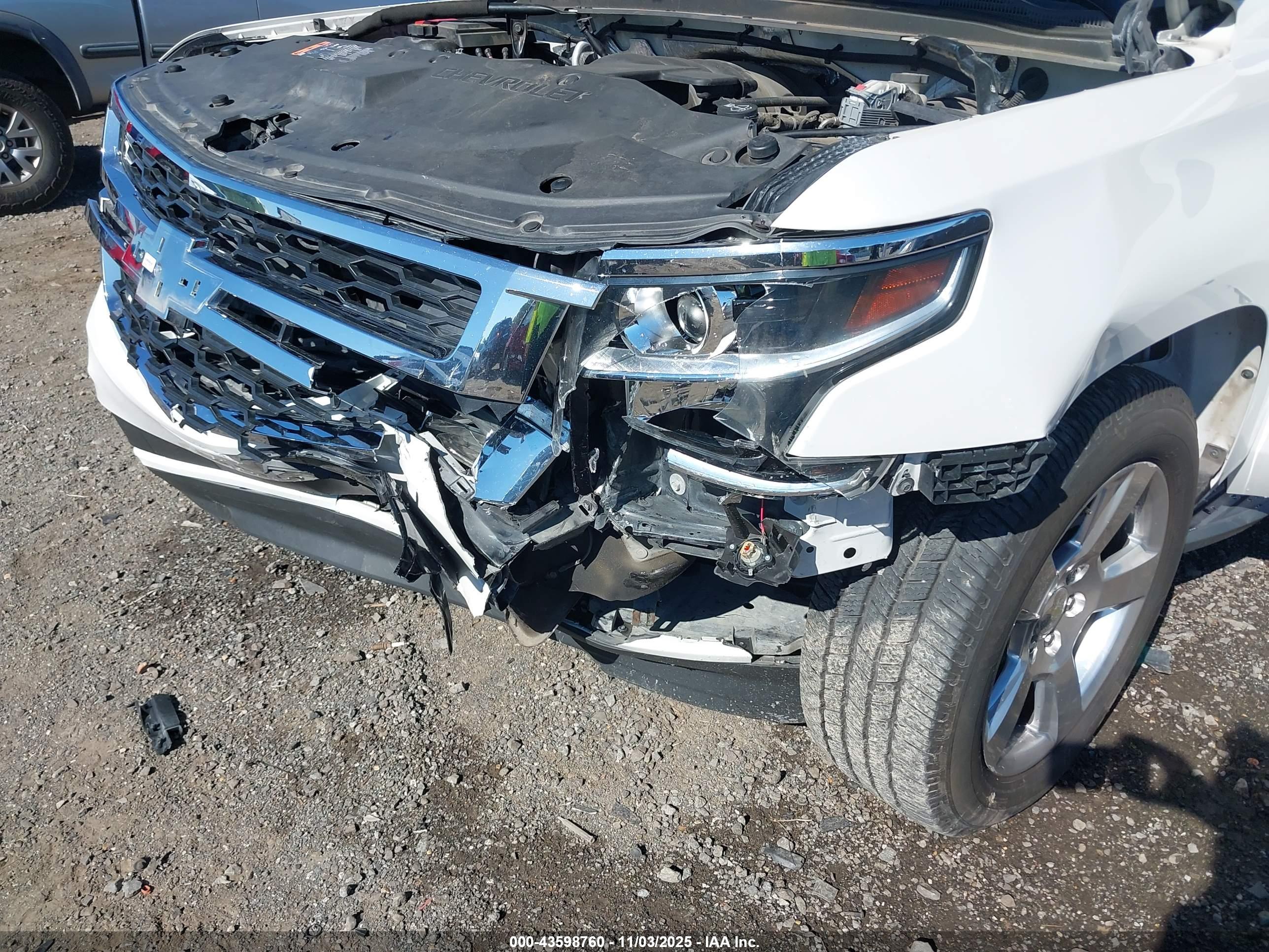 CHEVROLET TAHOE image 6