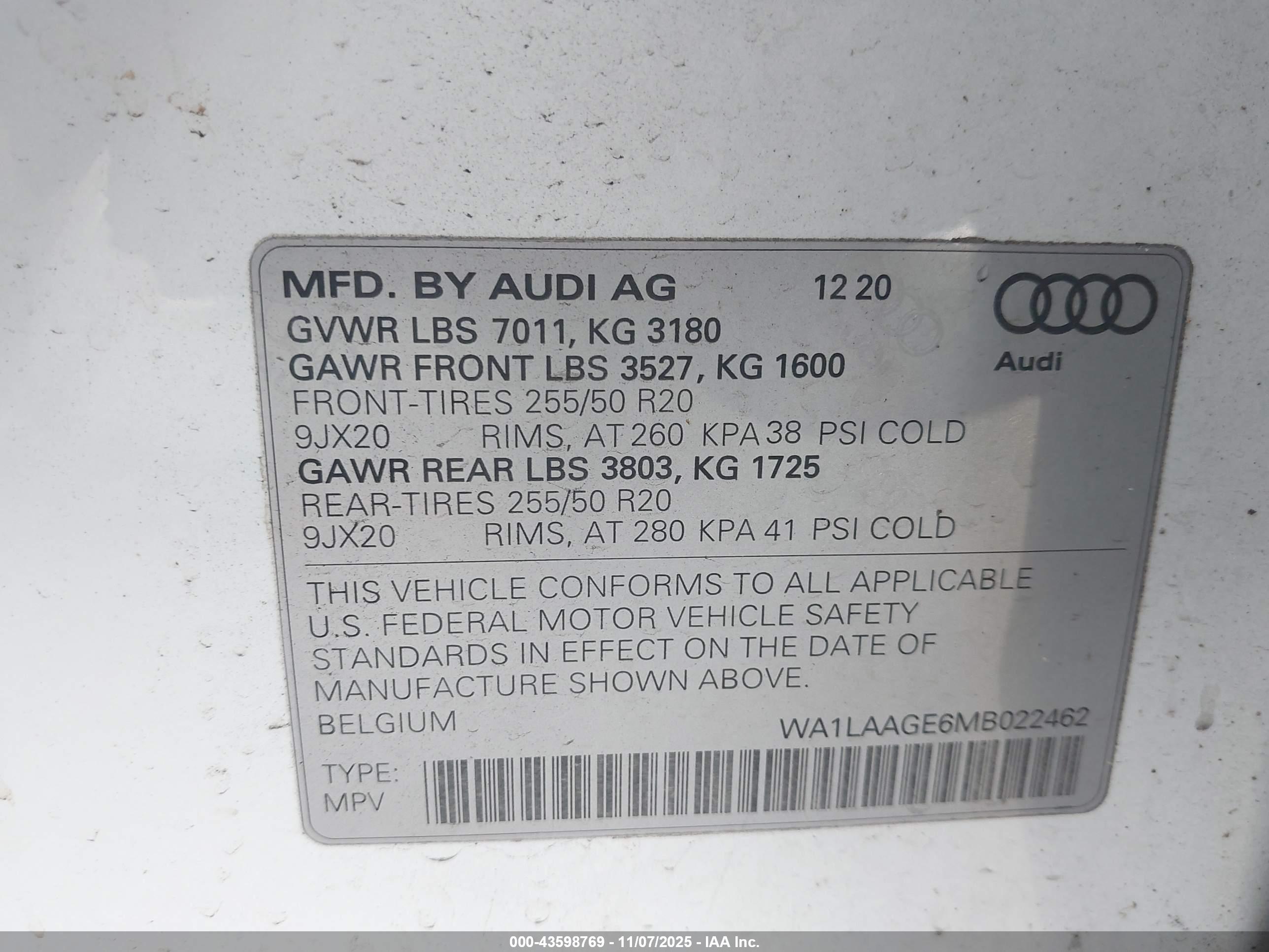 AUDI E-TRON image 9