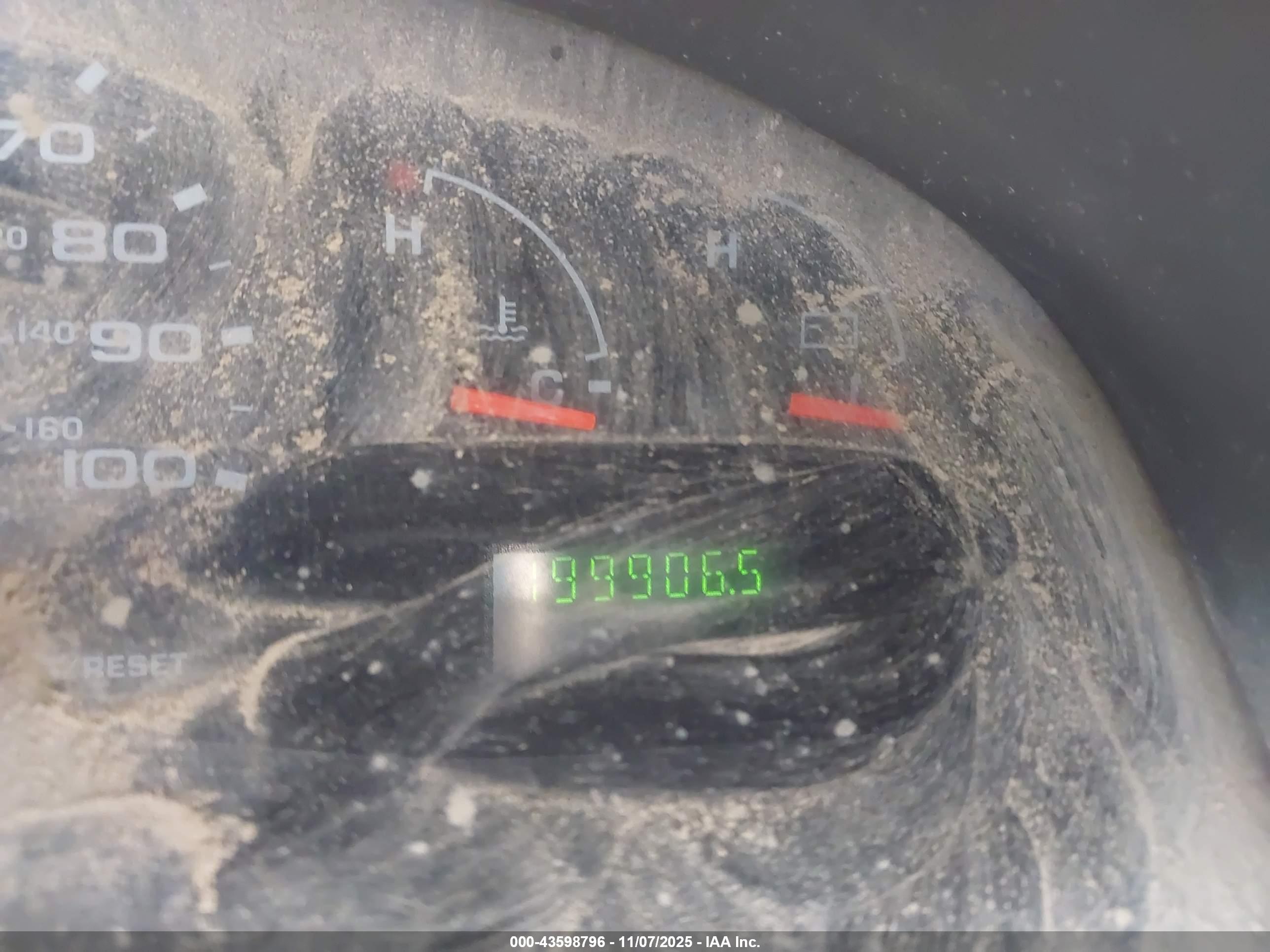 FORD E-150 image 7