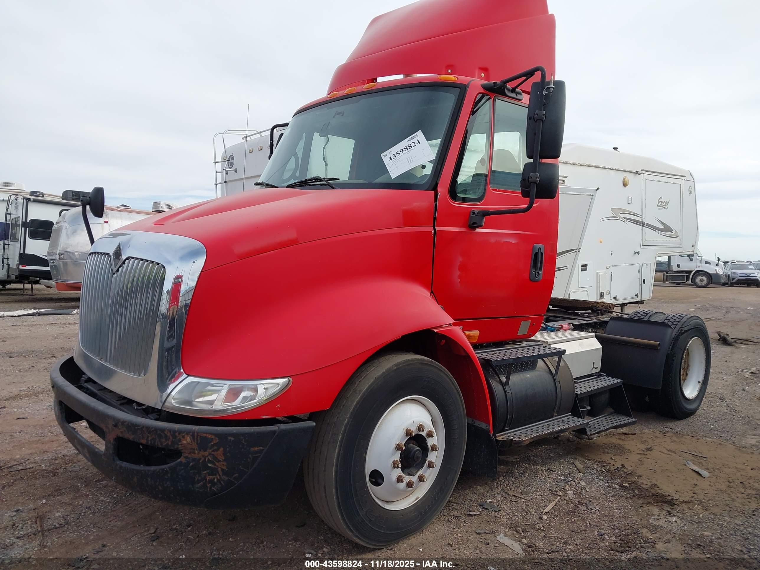 INTERNATIONAL 8000 image 2